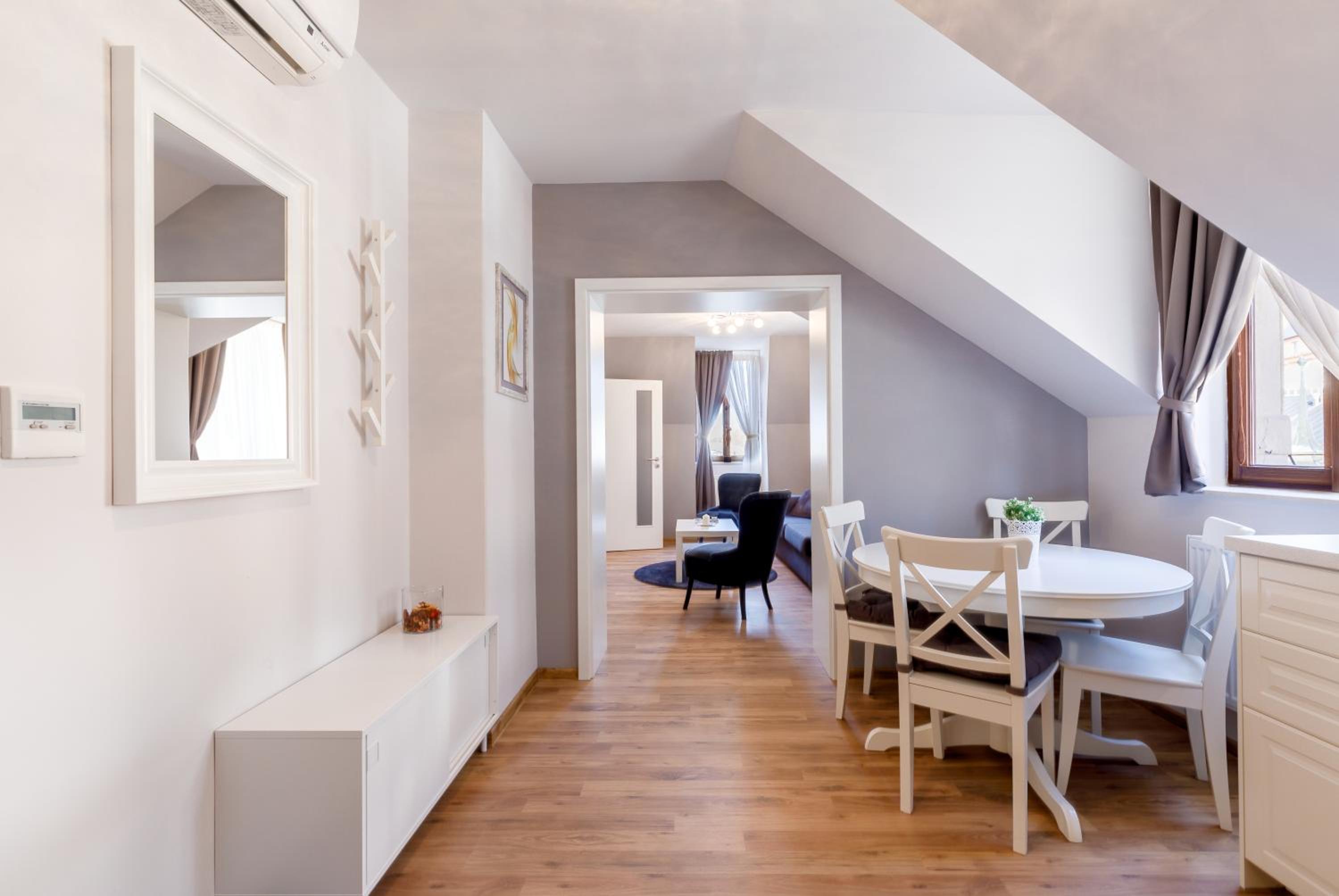 Apartments Menuet