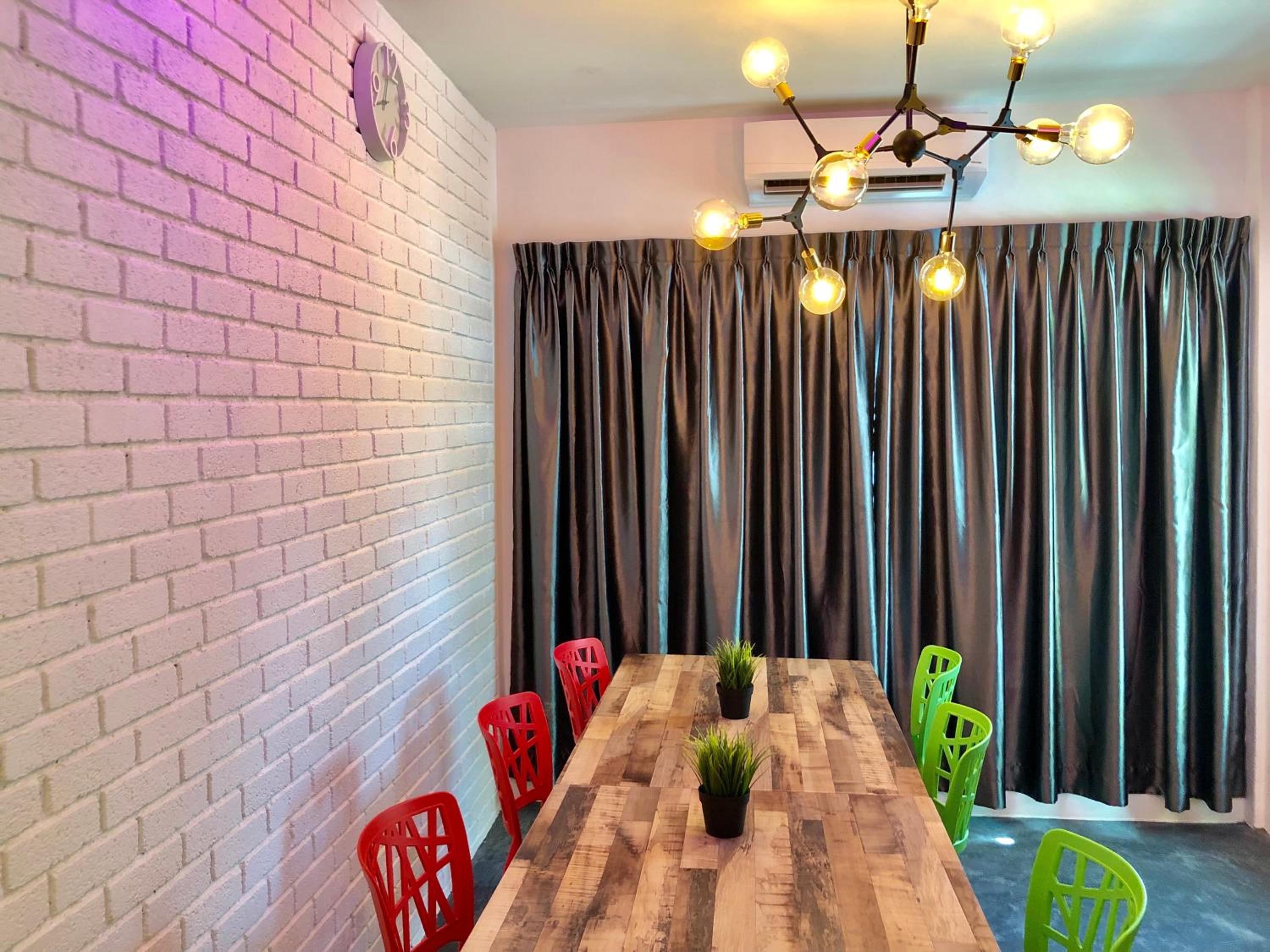 H&H 1 Guest House, photo 10