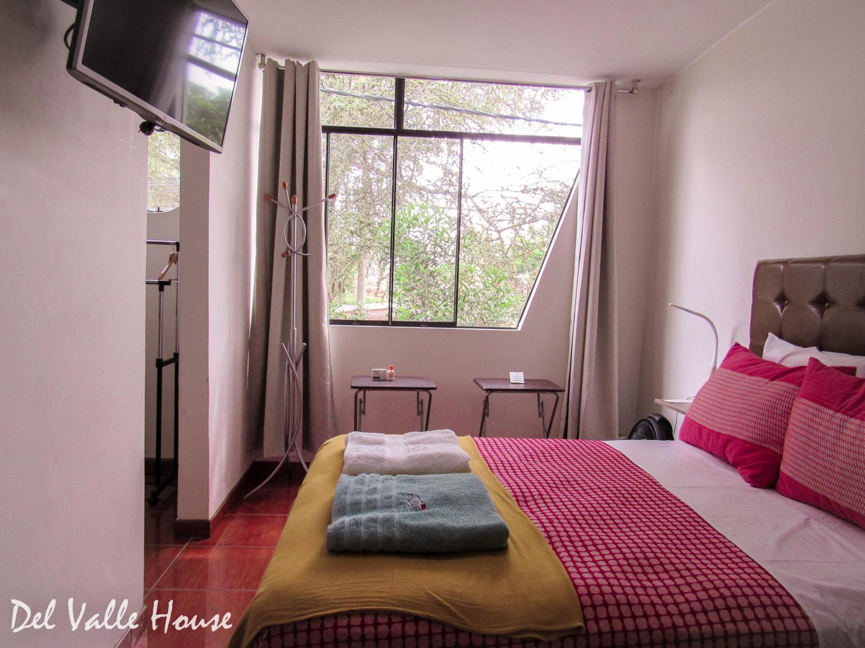 Del Valle House