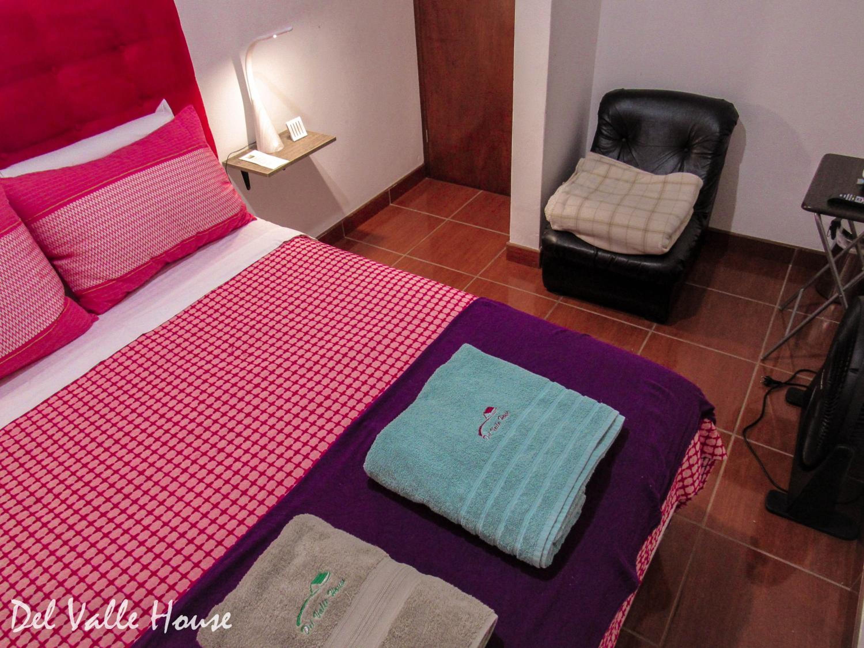 Del Valle House