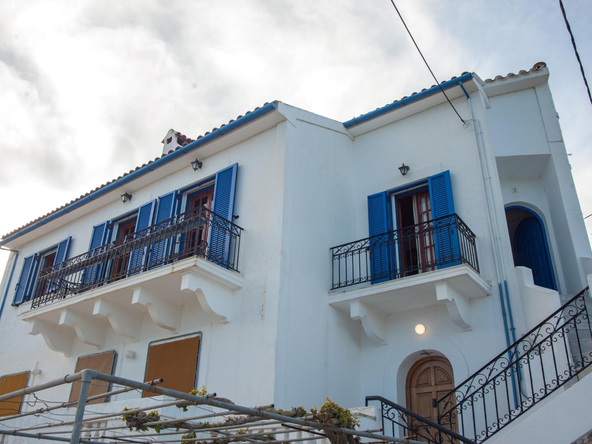 Fey's House waterfront - Φισκάρδο view 3
