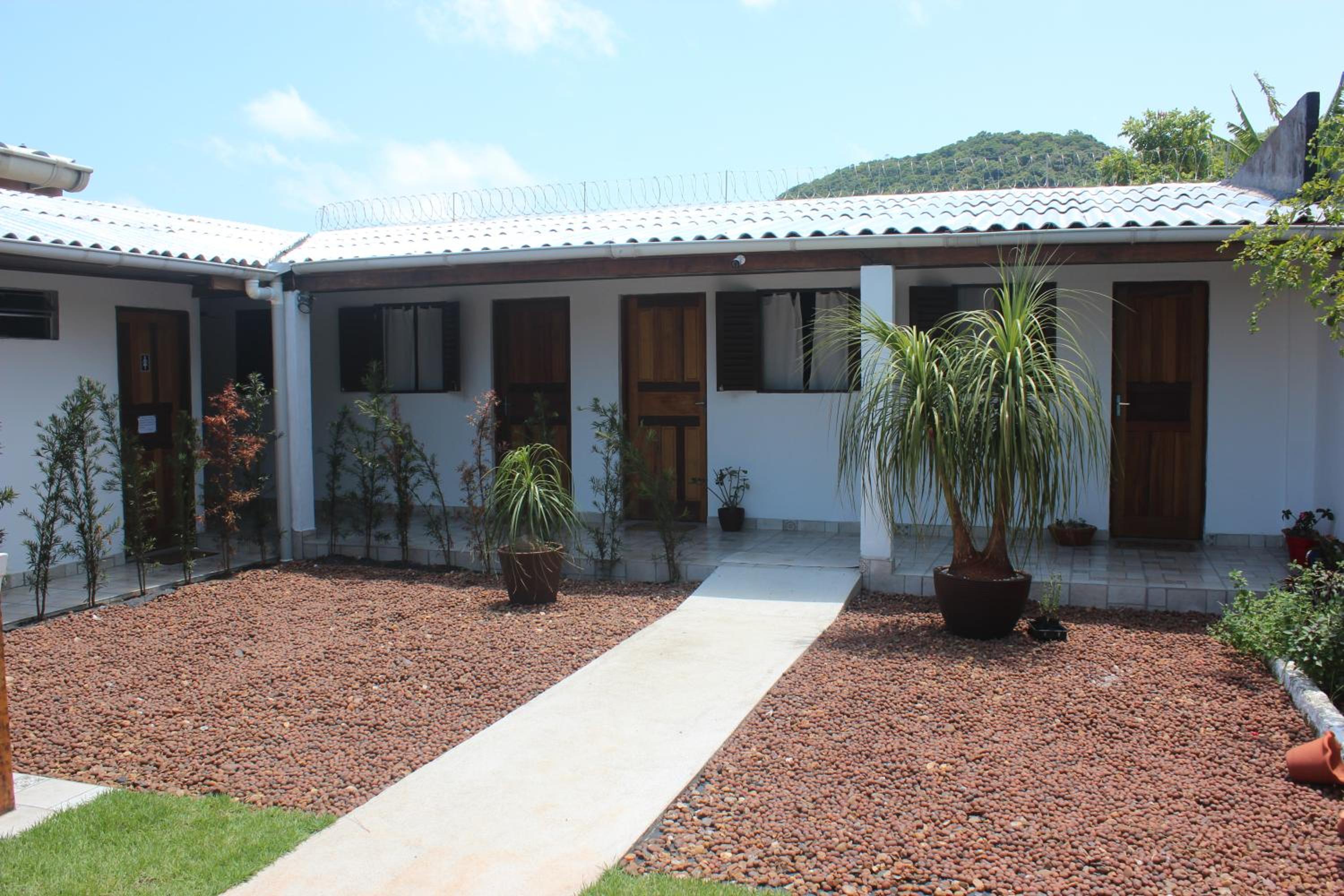 QUARTOS Praia do Tombo Guarujá