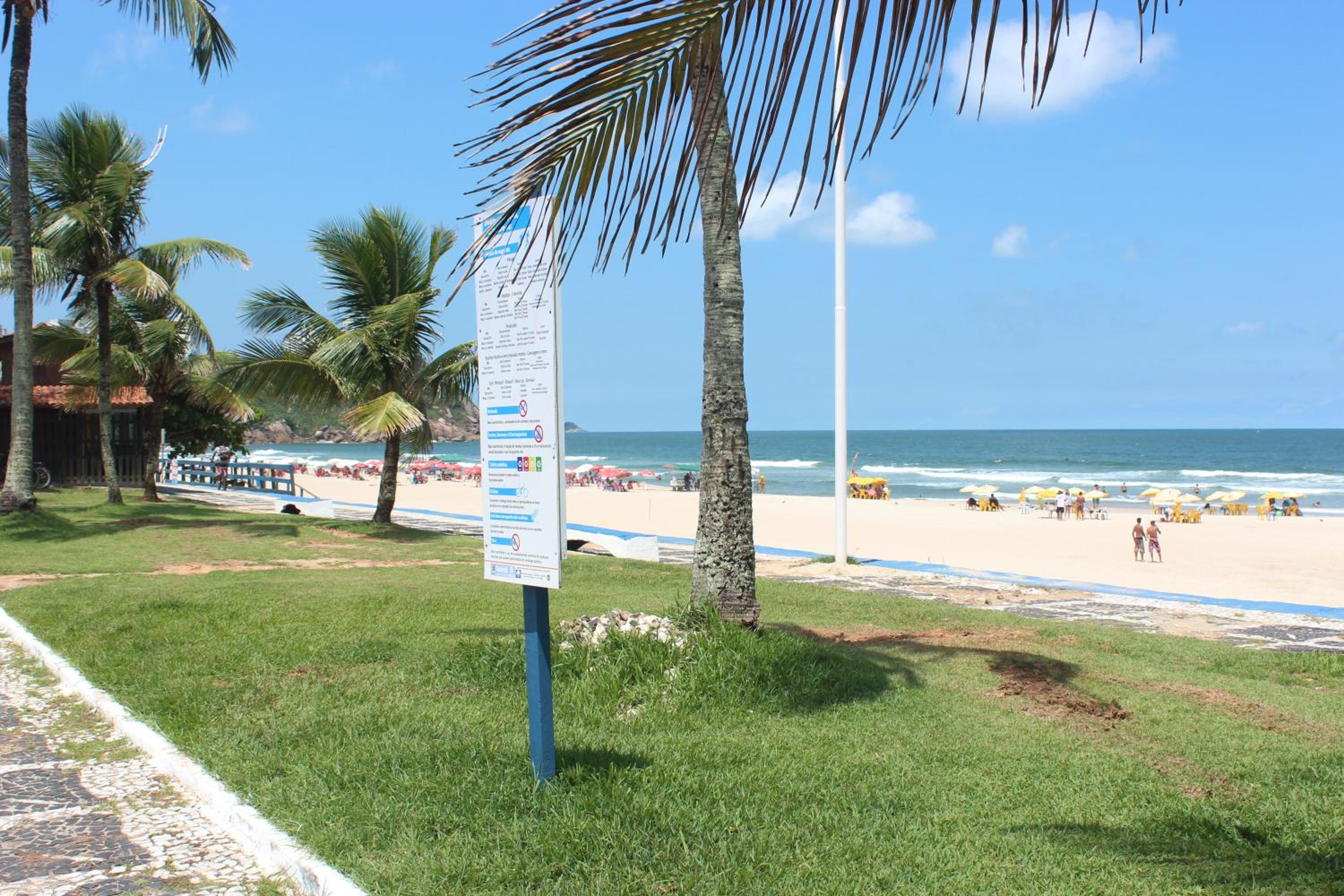 QUARTOS Praia do Tombo Guarujá