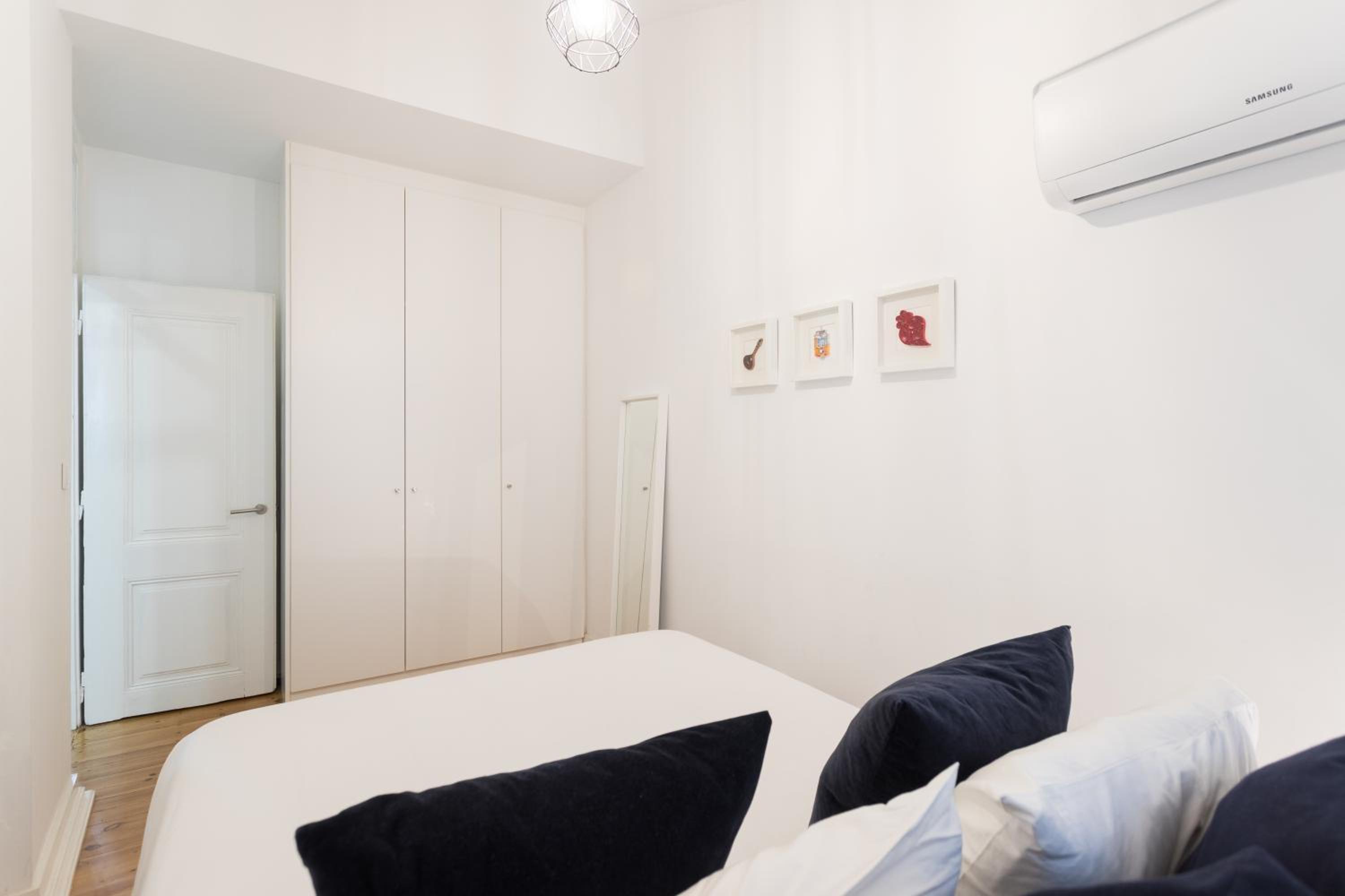 Bairrus Lisbon Apartments - Principe Real I view 5