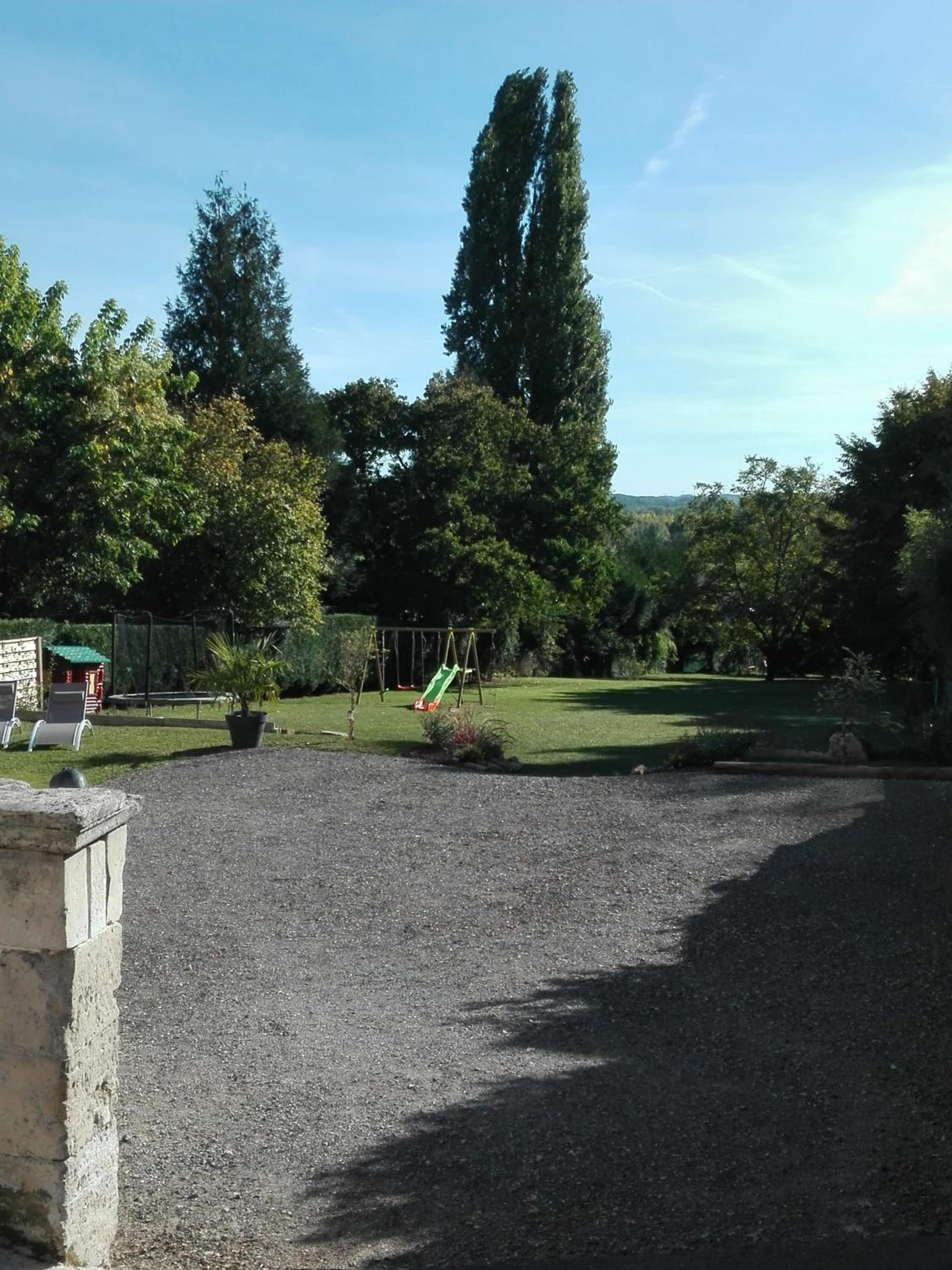 Photo 23