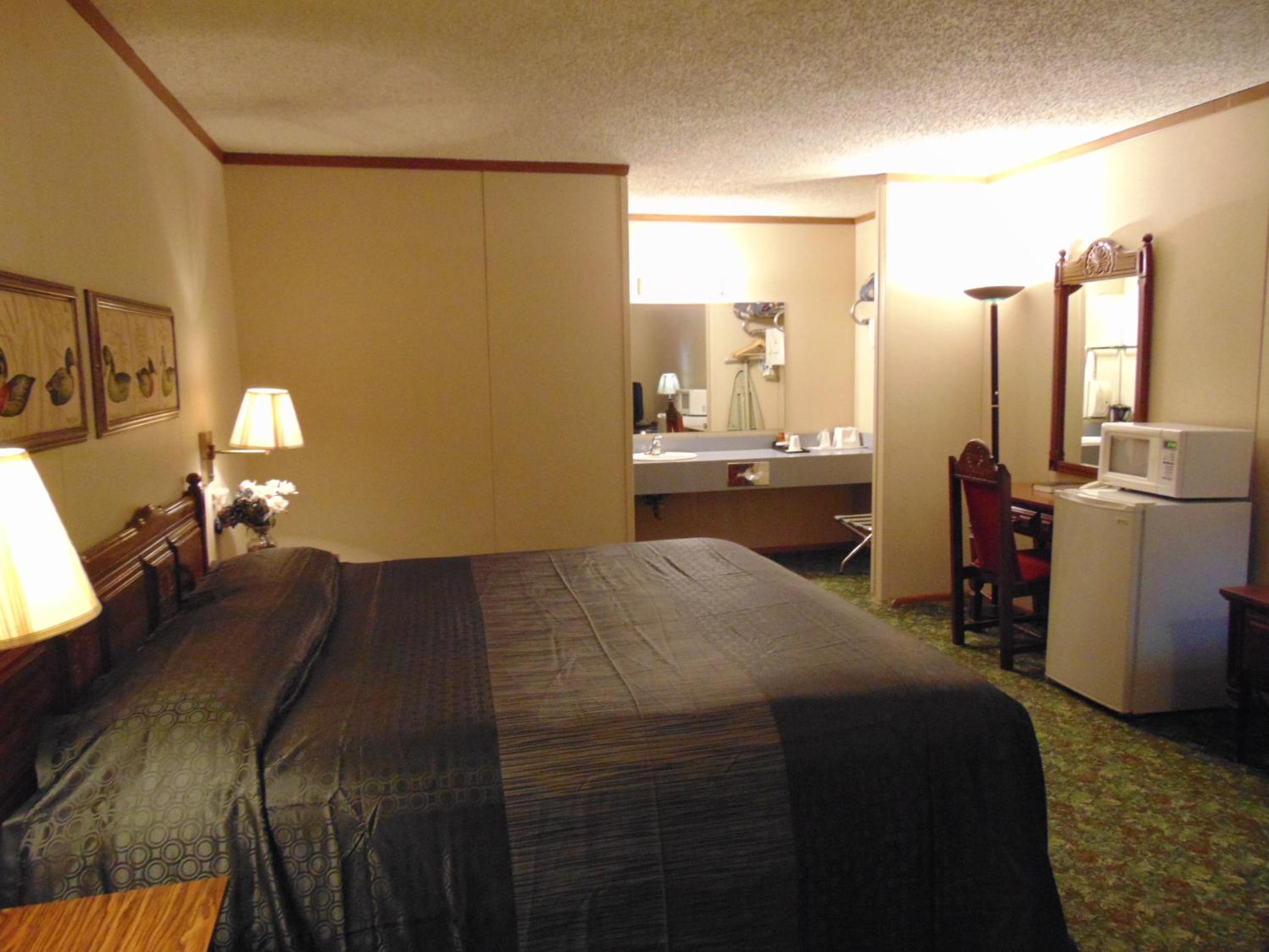 Heritage House Inn