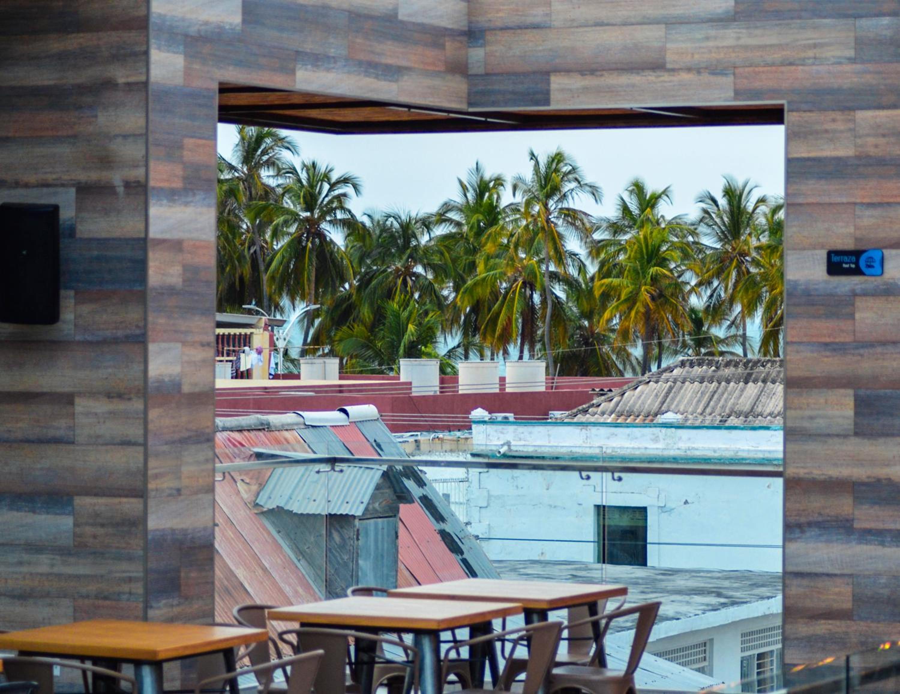 Hostel Laguna Salá By FSL
