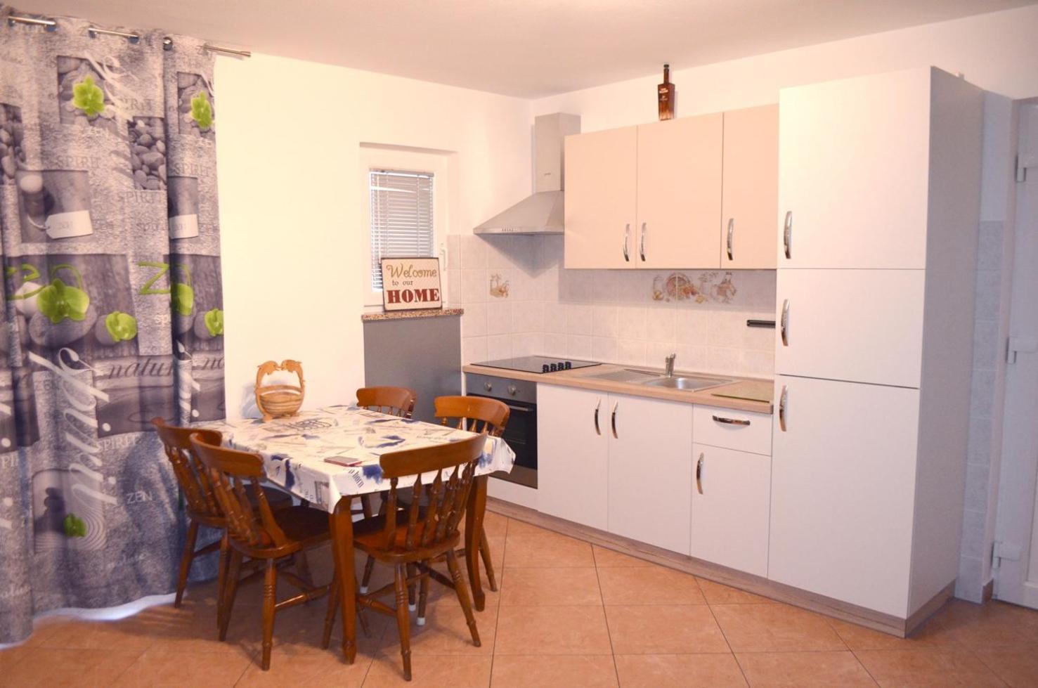 Apartments Krajačić