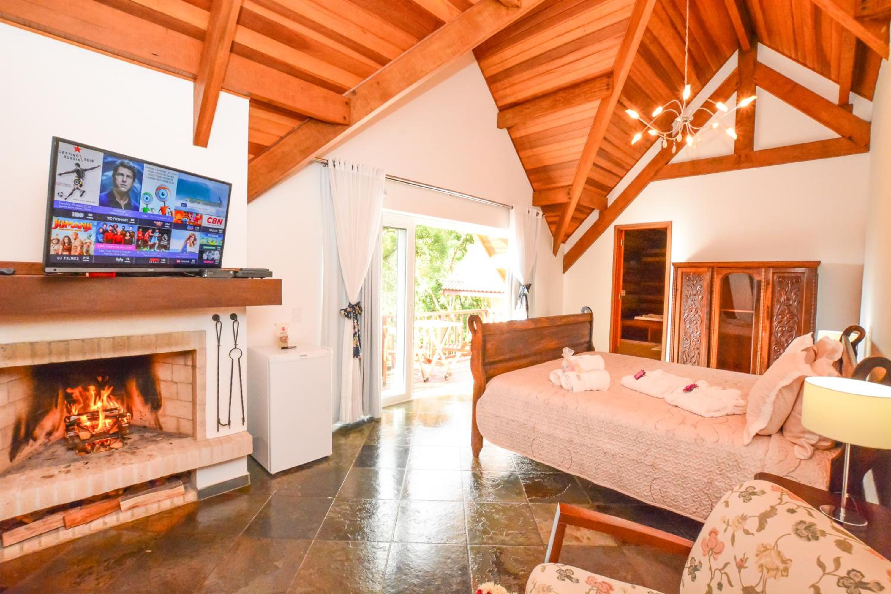 La Réserve Suites