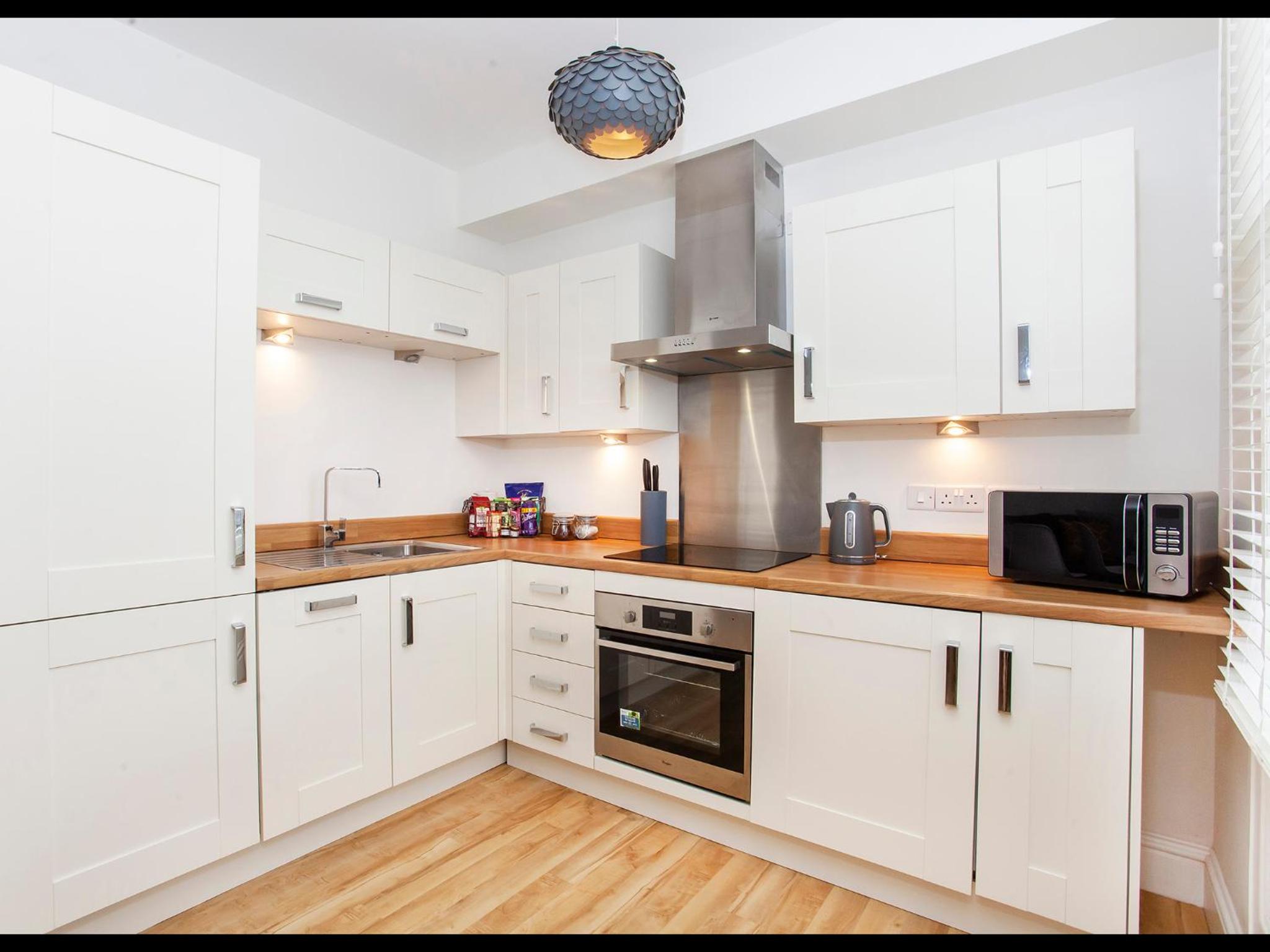 Apartment 5 Blue Bridge Court