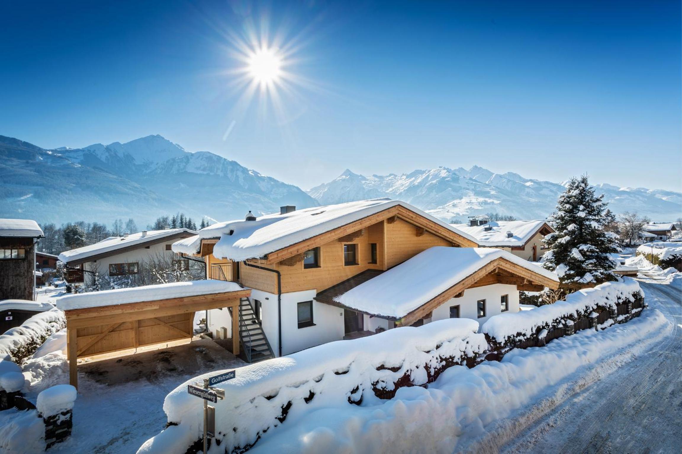 Apartment 5 Peaks