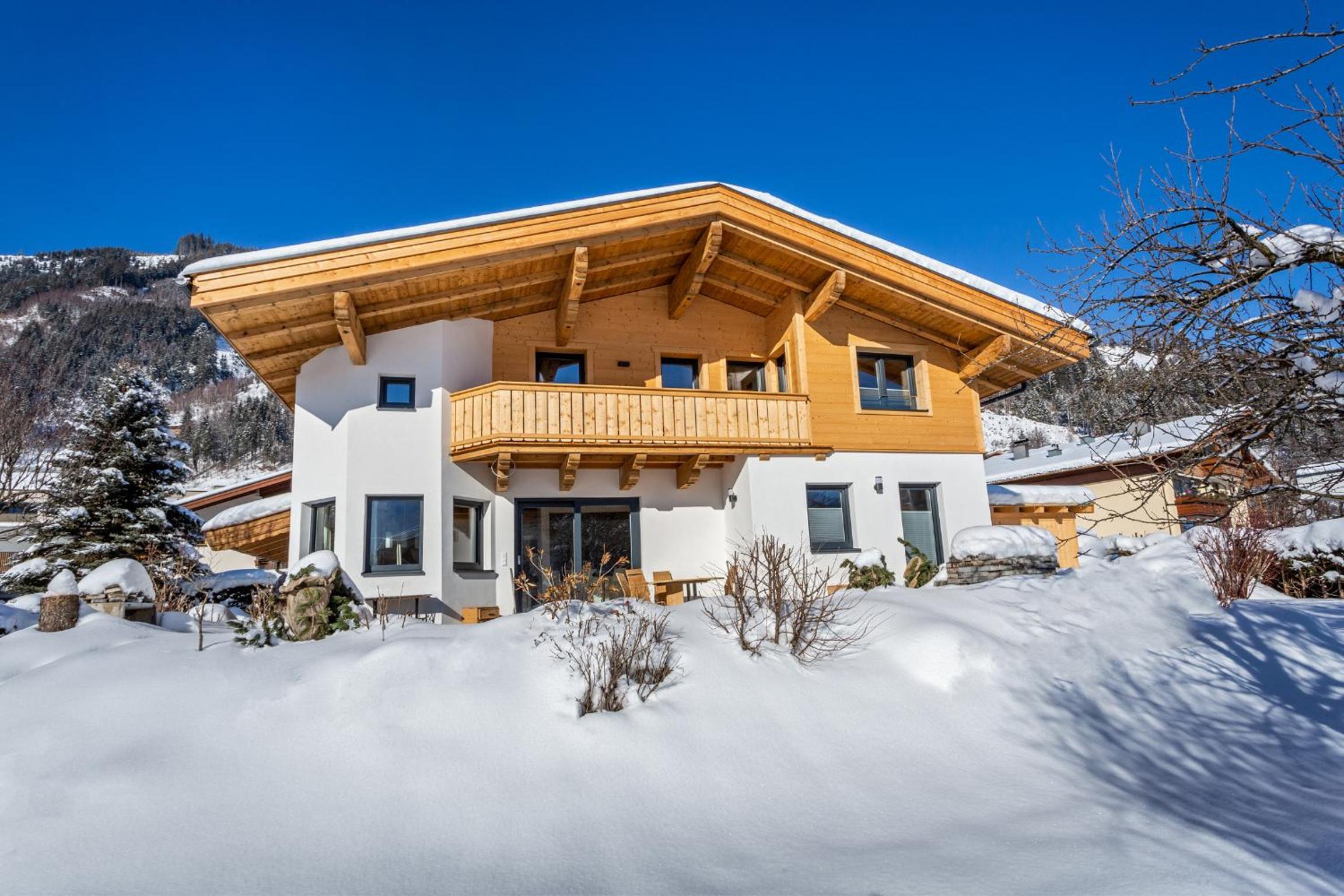 Apartment 5 Peaks