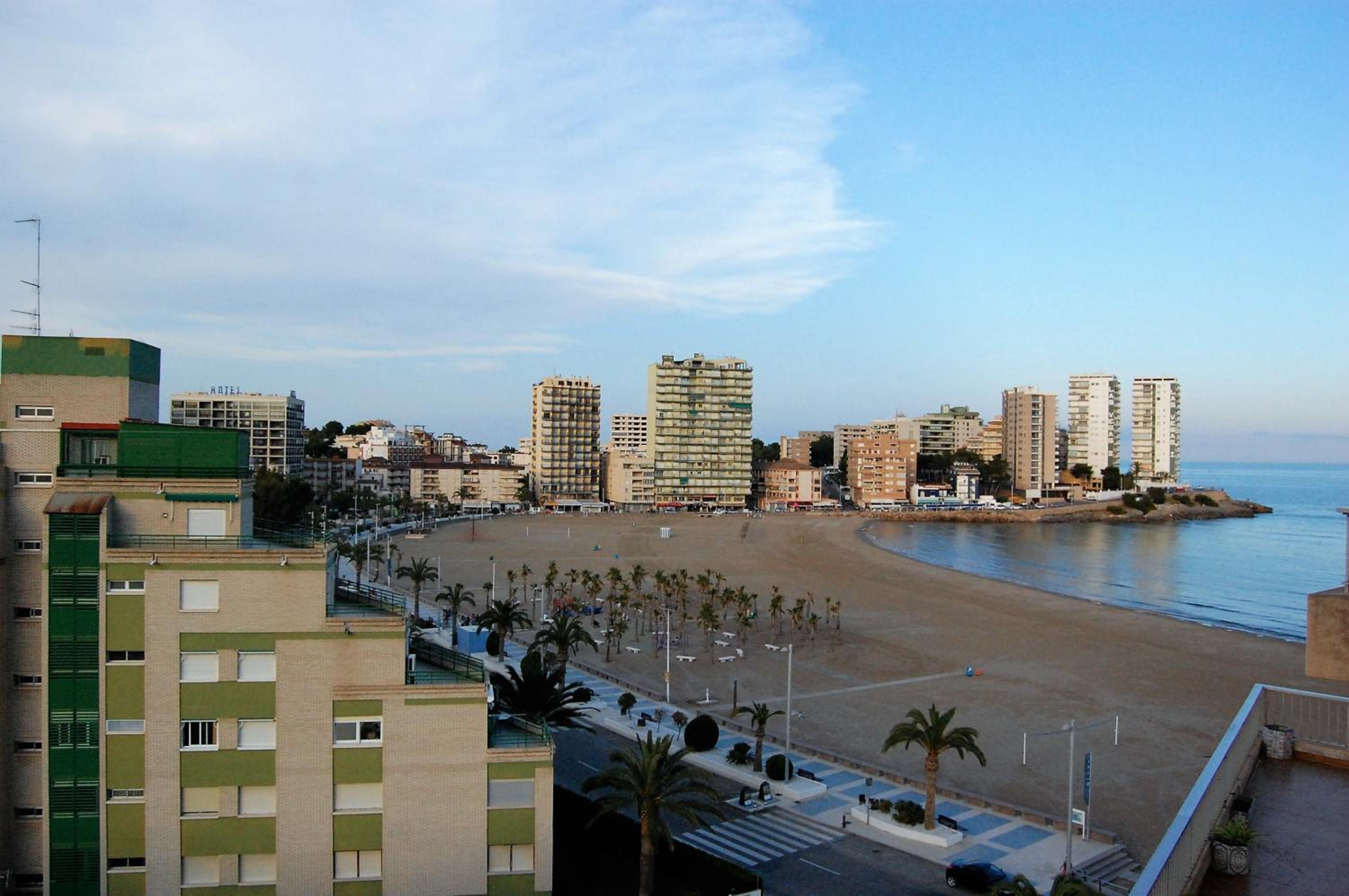 Villa Hortensia - Primera linea playa la concha view 3