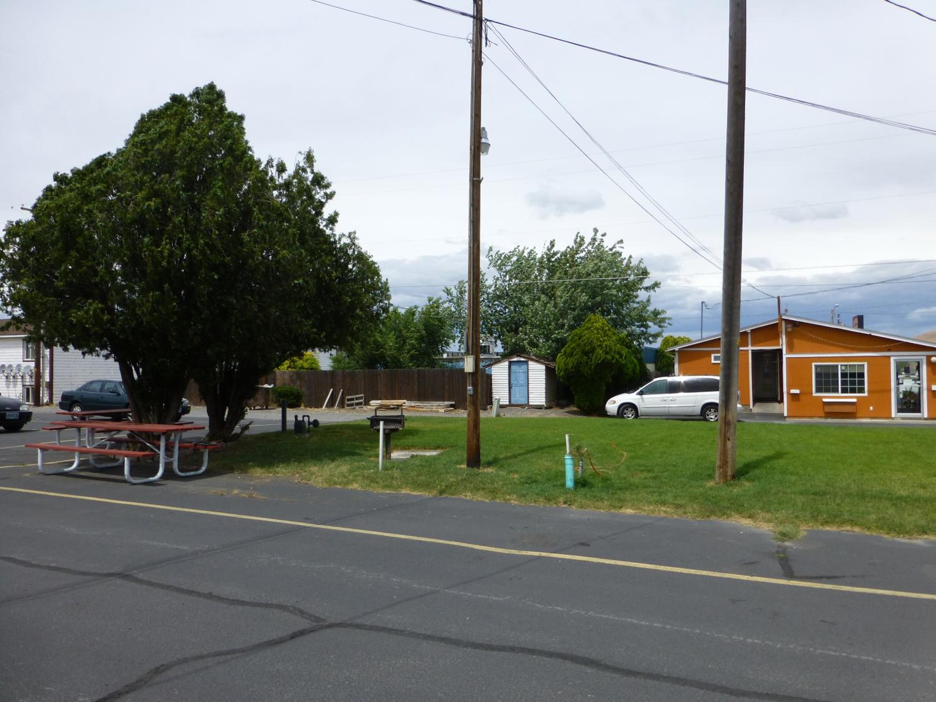Umatilla Inn & Suites