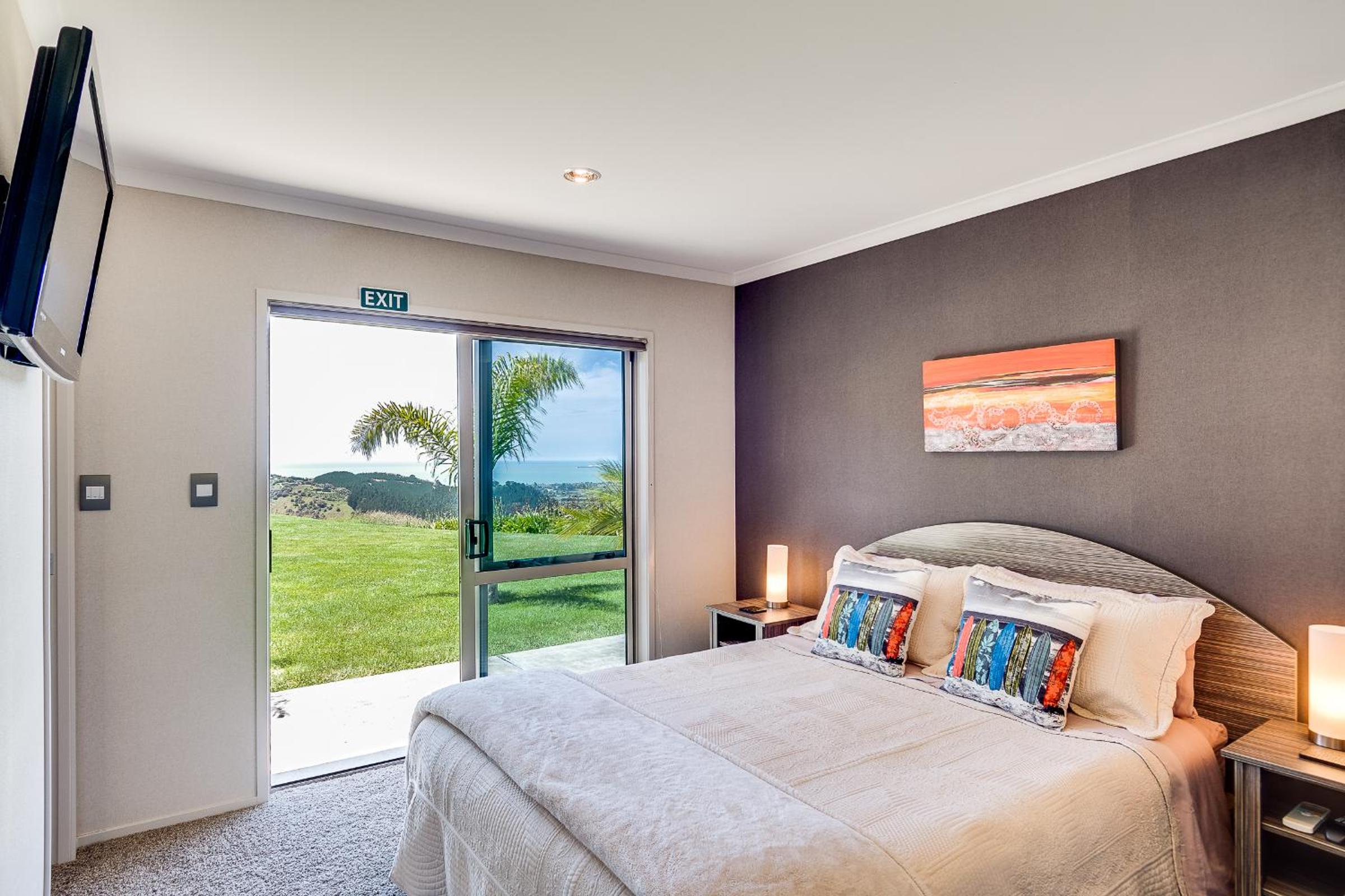 Napier B&B - Tequila Sunrise view 3