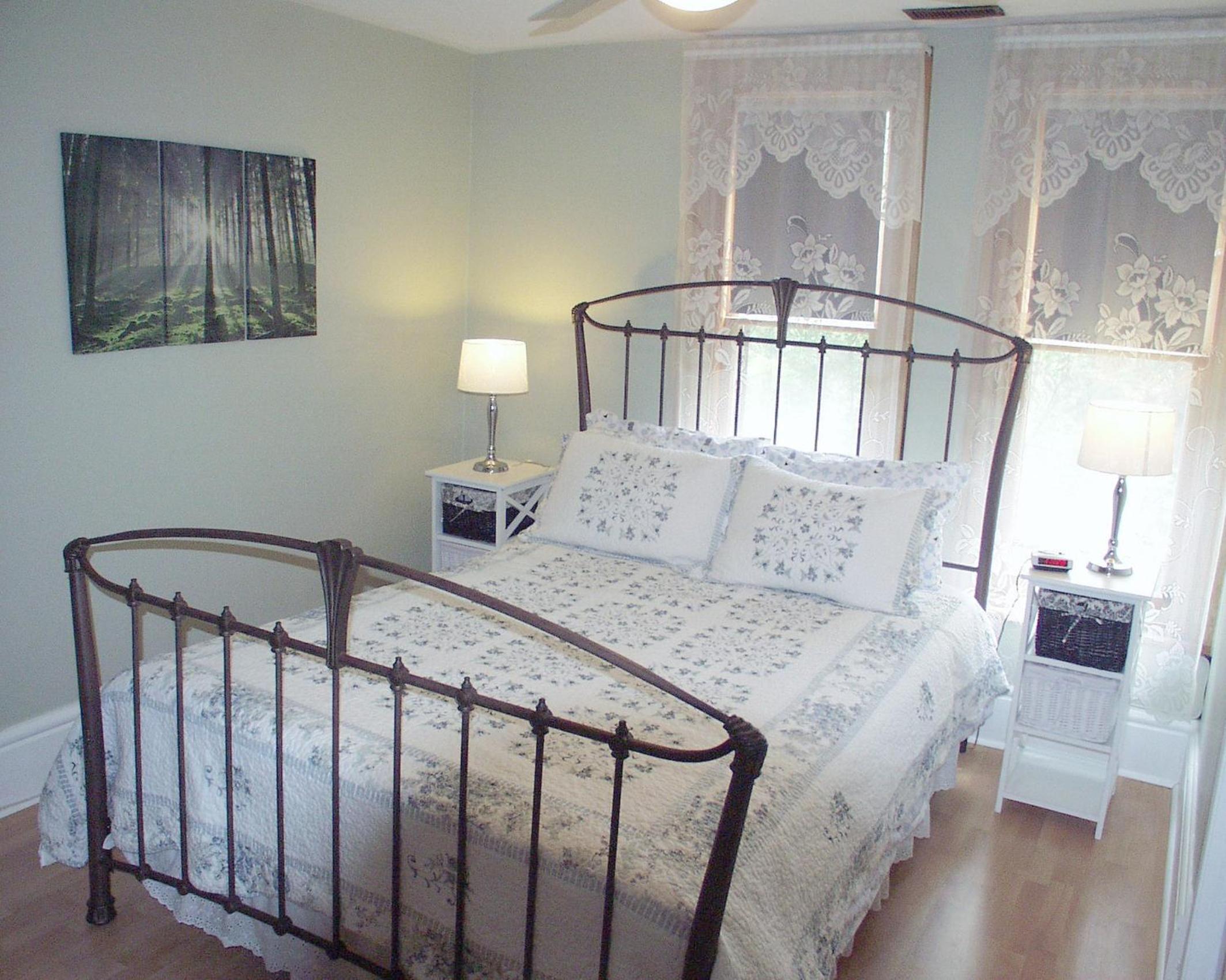 Gananoque Vacations - West Gate Bed and Breakfast - Property Image 8