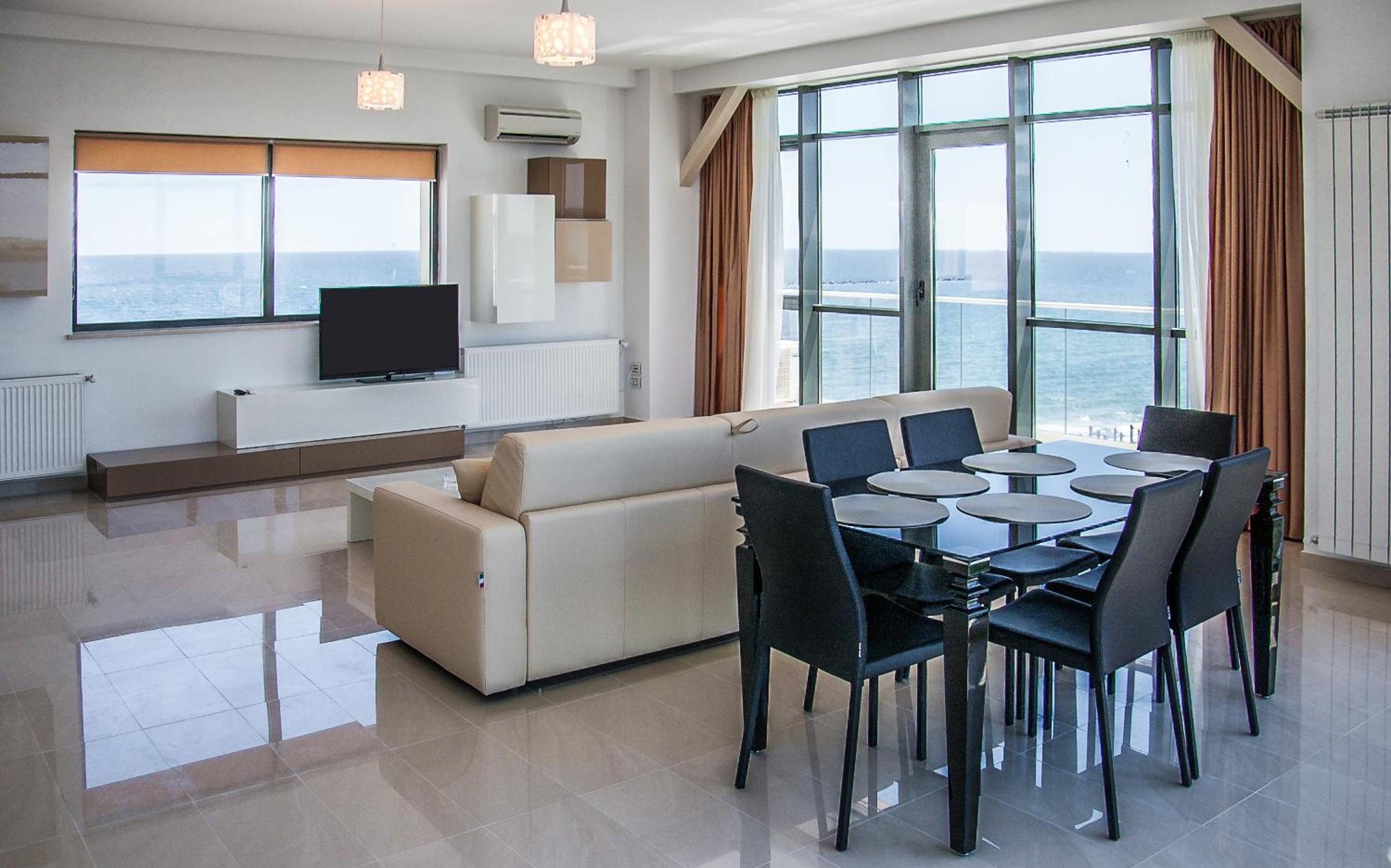 Riviera Residence Apartments view 2