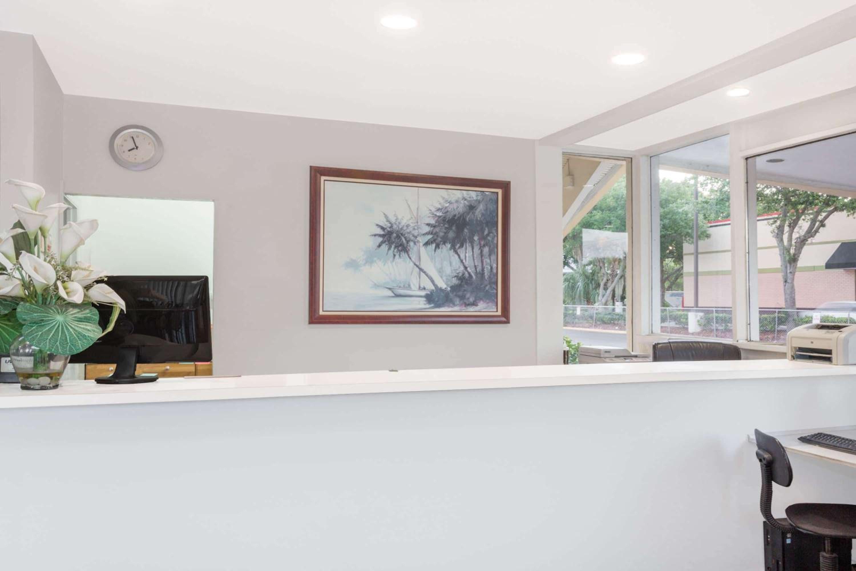Vero Beach Vacations - Howard Johnson by Wyndham Vero Beach / Downtown - Property Image 6