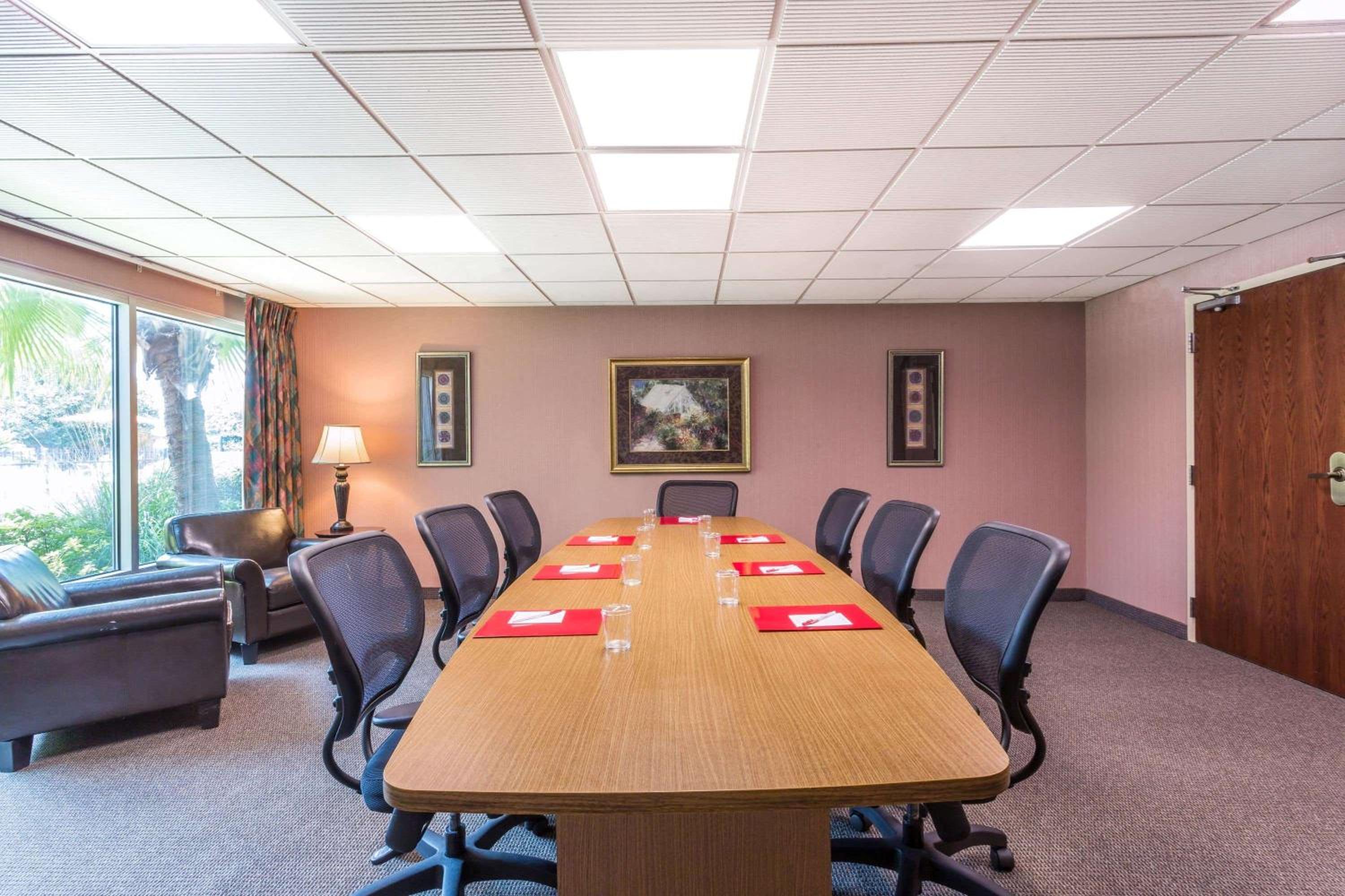 Ramada by Wyndham Luling, Fotografia 18
