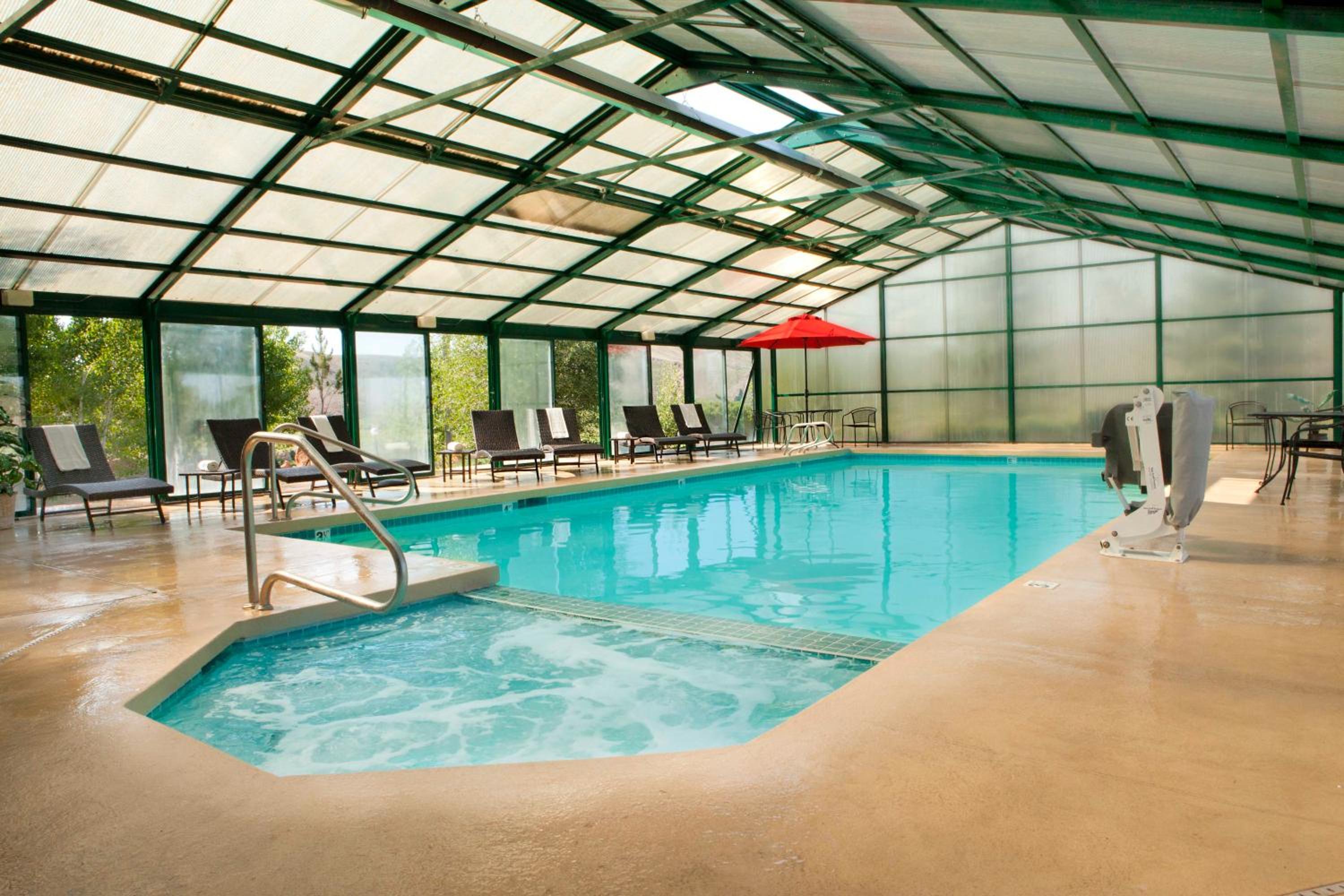 Gunnison Vacations - The Inn at Tomichi Village - Property Image 11