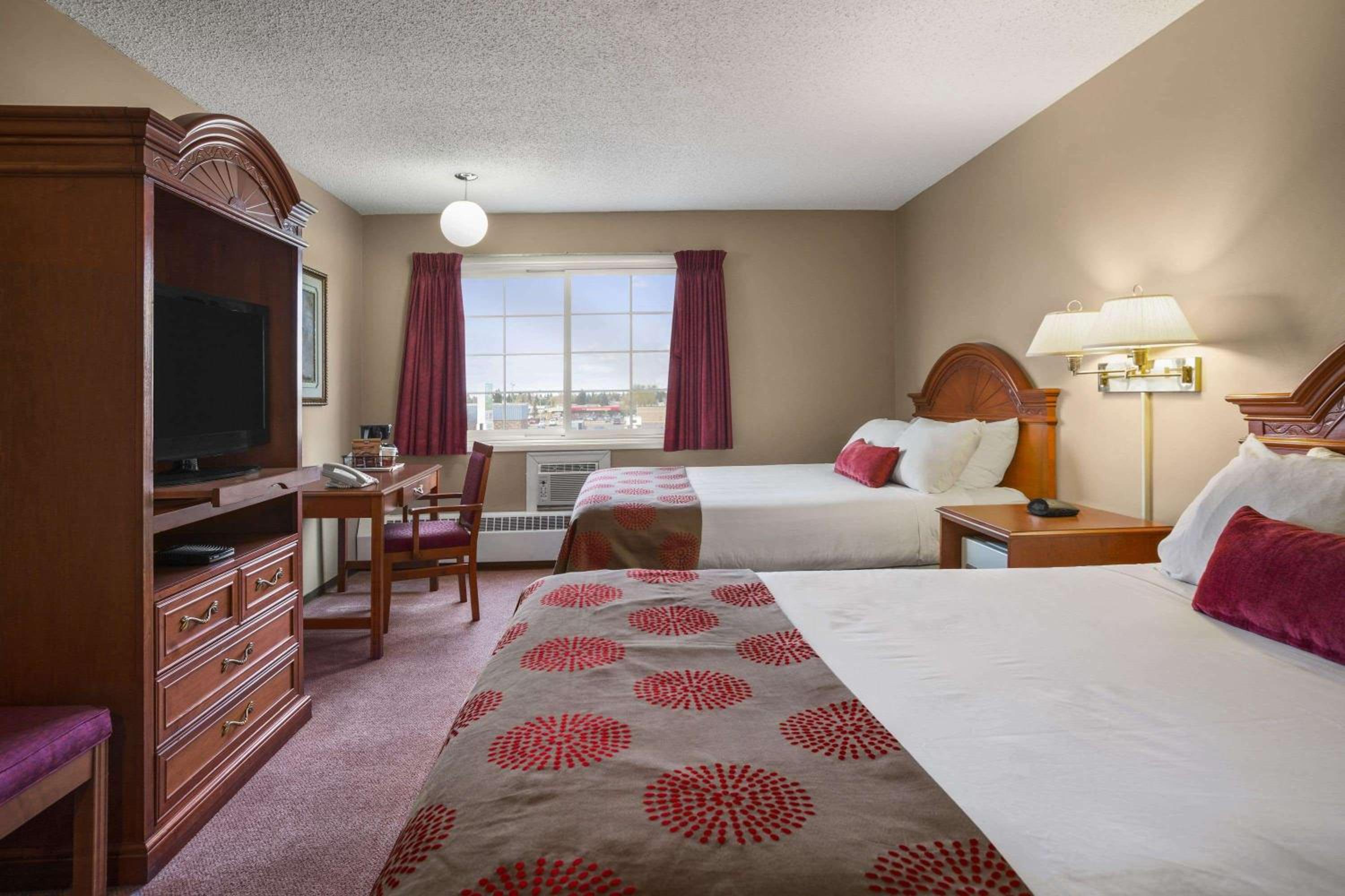 Prince Albert Vacations - South Hill Lodge - Property Image 34