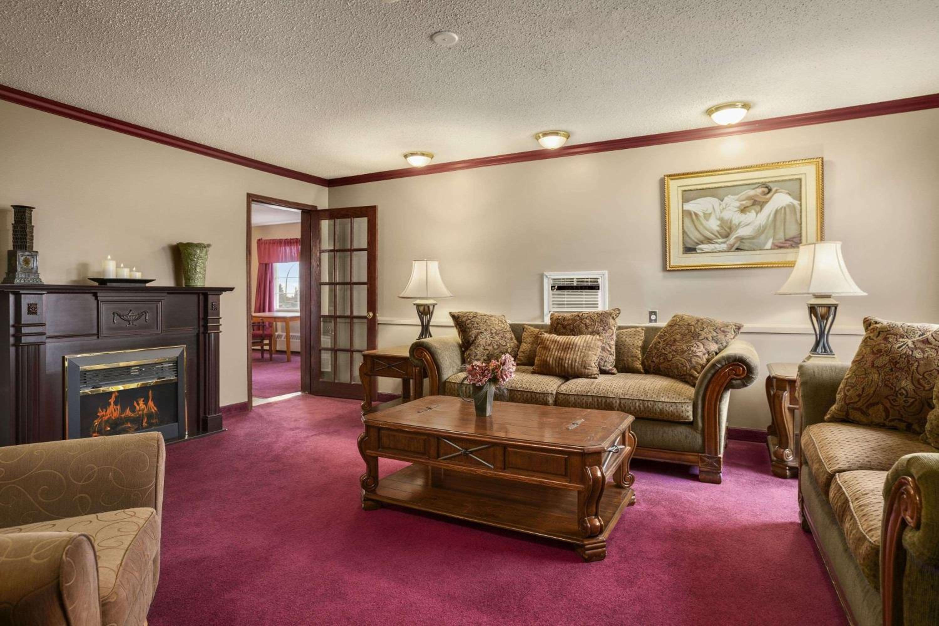 Prince Albert Vacations - South Hill Lodge - Property Image 62