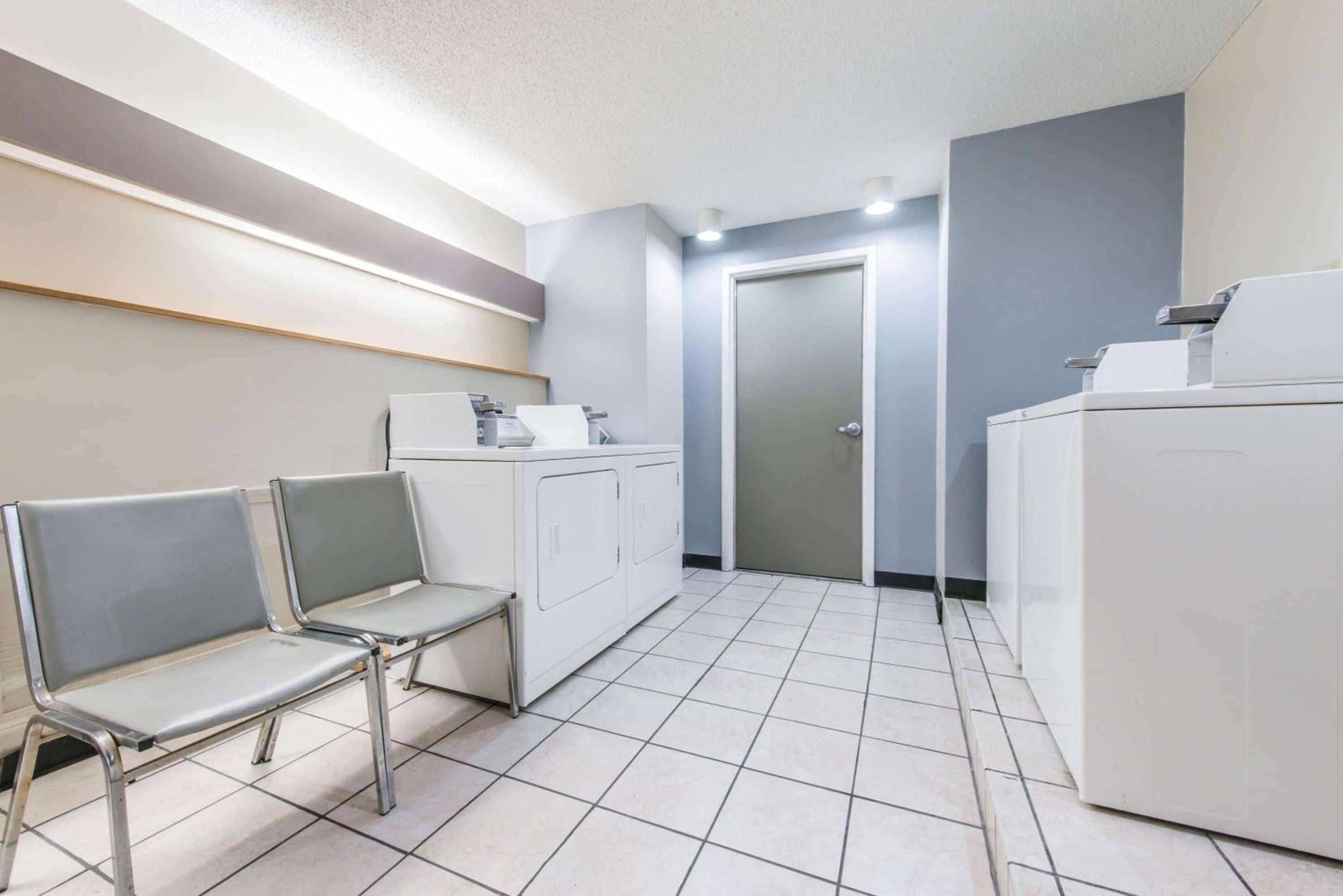 Georgetown Vacations - Microtel Inn Georgetown - Lexington North - Property Image 23