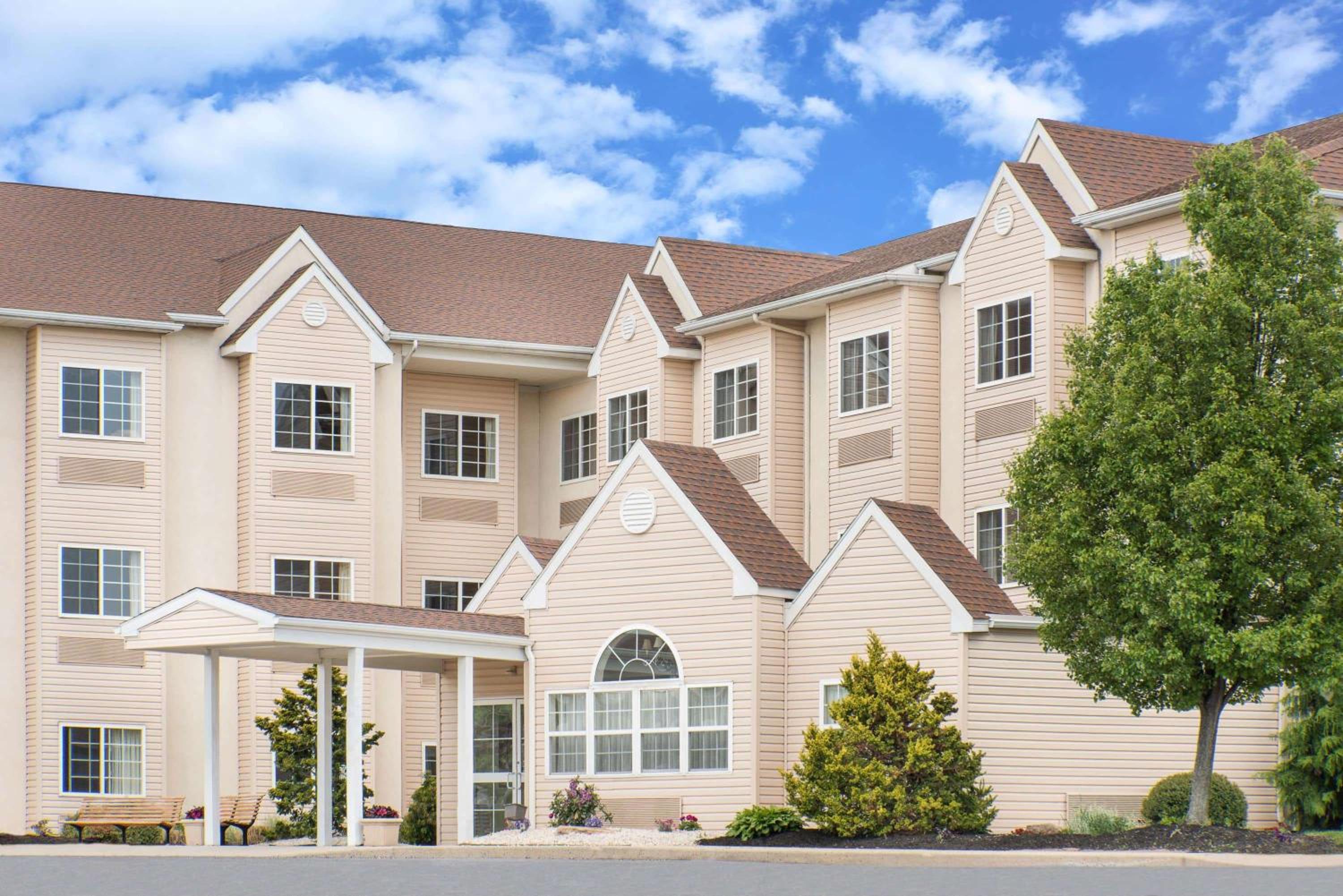 Hotel Microtel Inn & Suites by Wyndham Hamburg