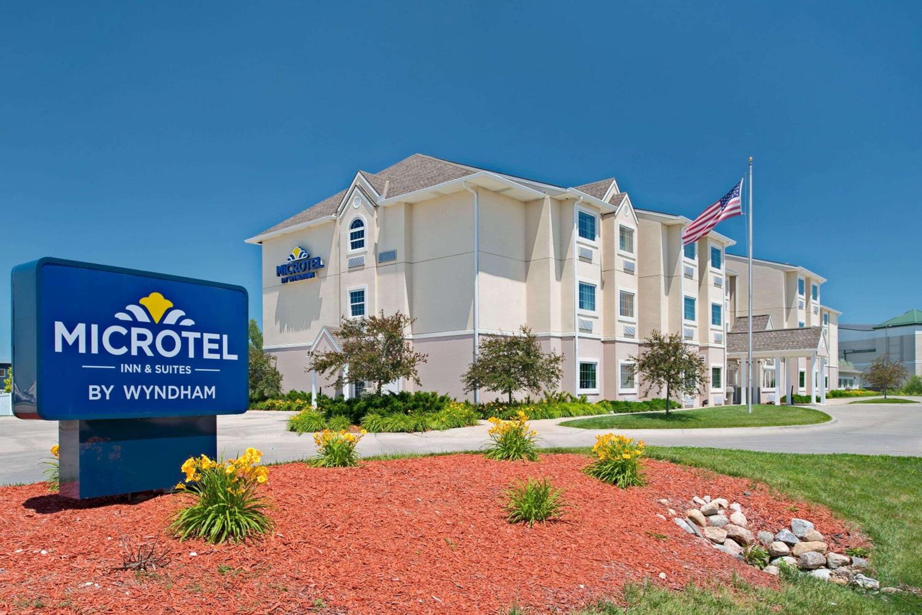 Council Bluffs Vacations - Microtel Inn Suites by Wyndham Bluffs - Property Image 42