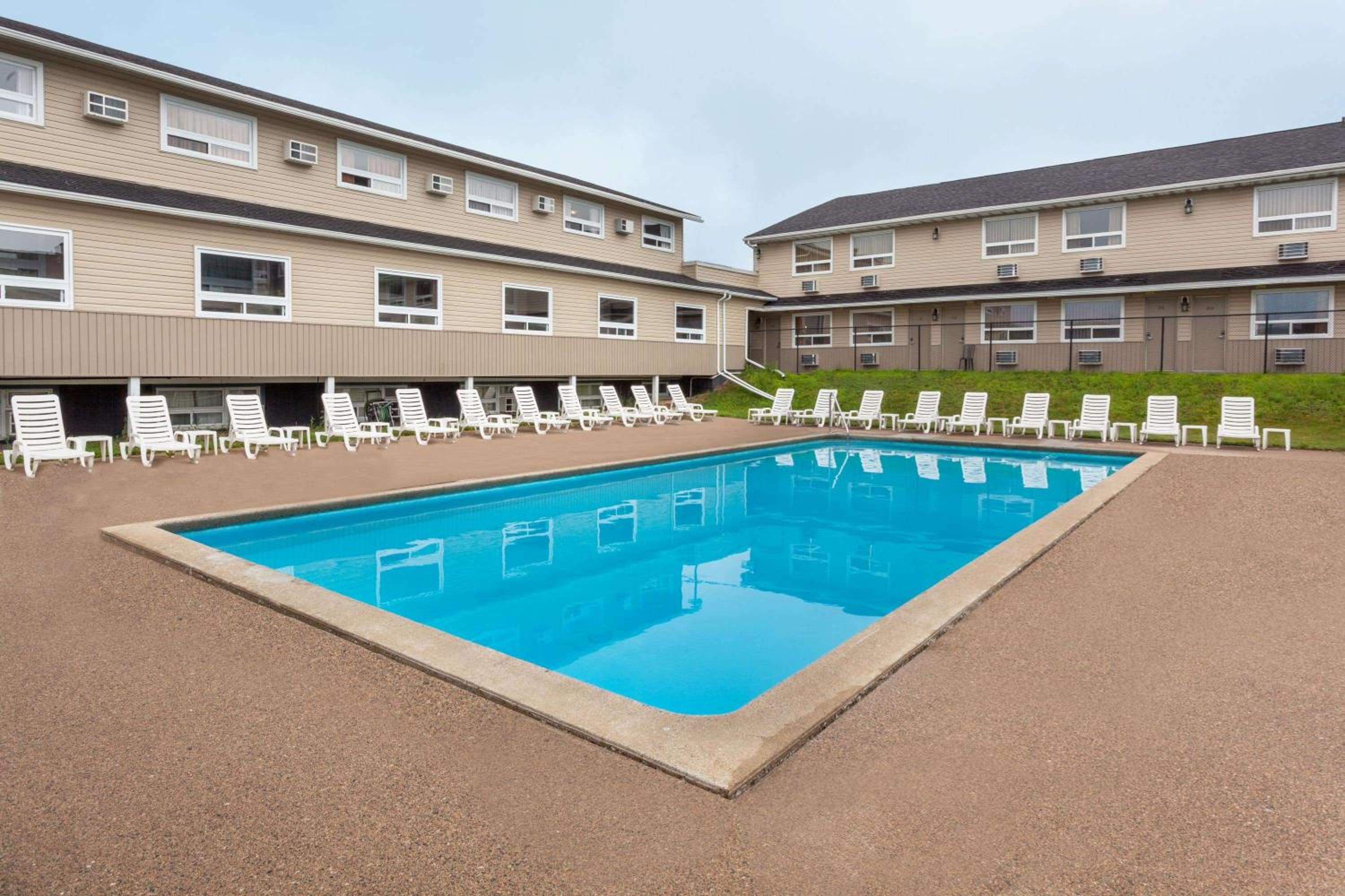 Fredericton Vacations - Days Inn by Wyndham Fredericton - Property Image 5