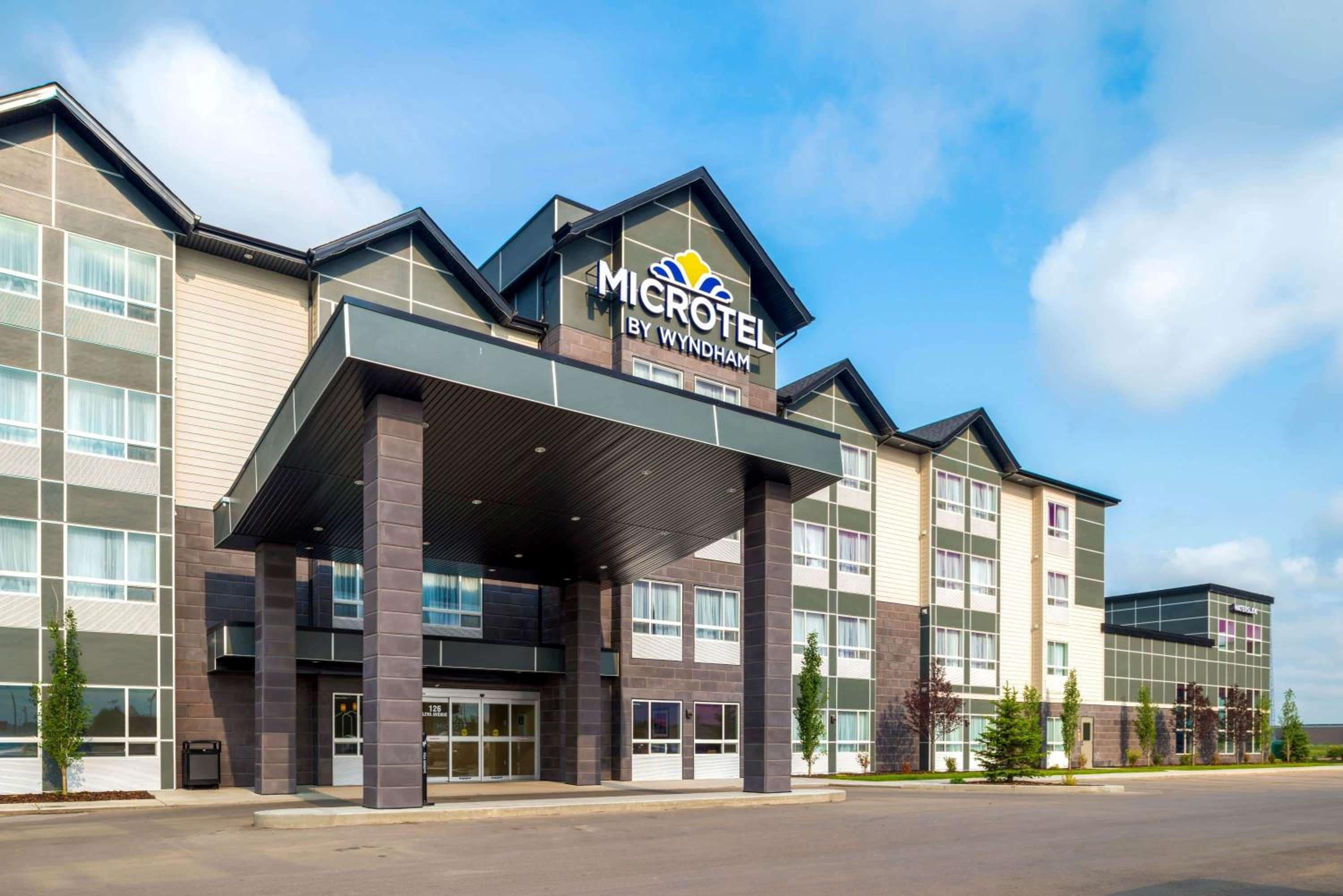 Red Deer Vacations - Microtel Inn  Suites by Wyndham Red Deer - Property Image 1