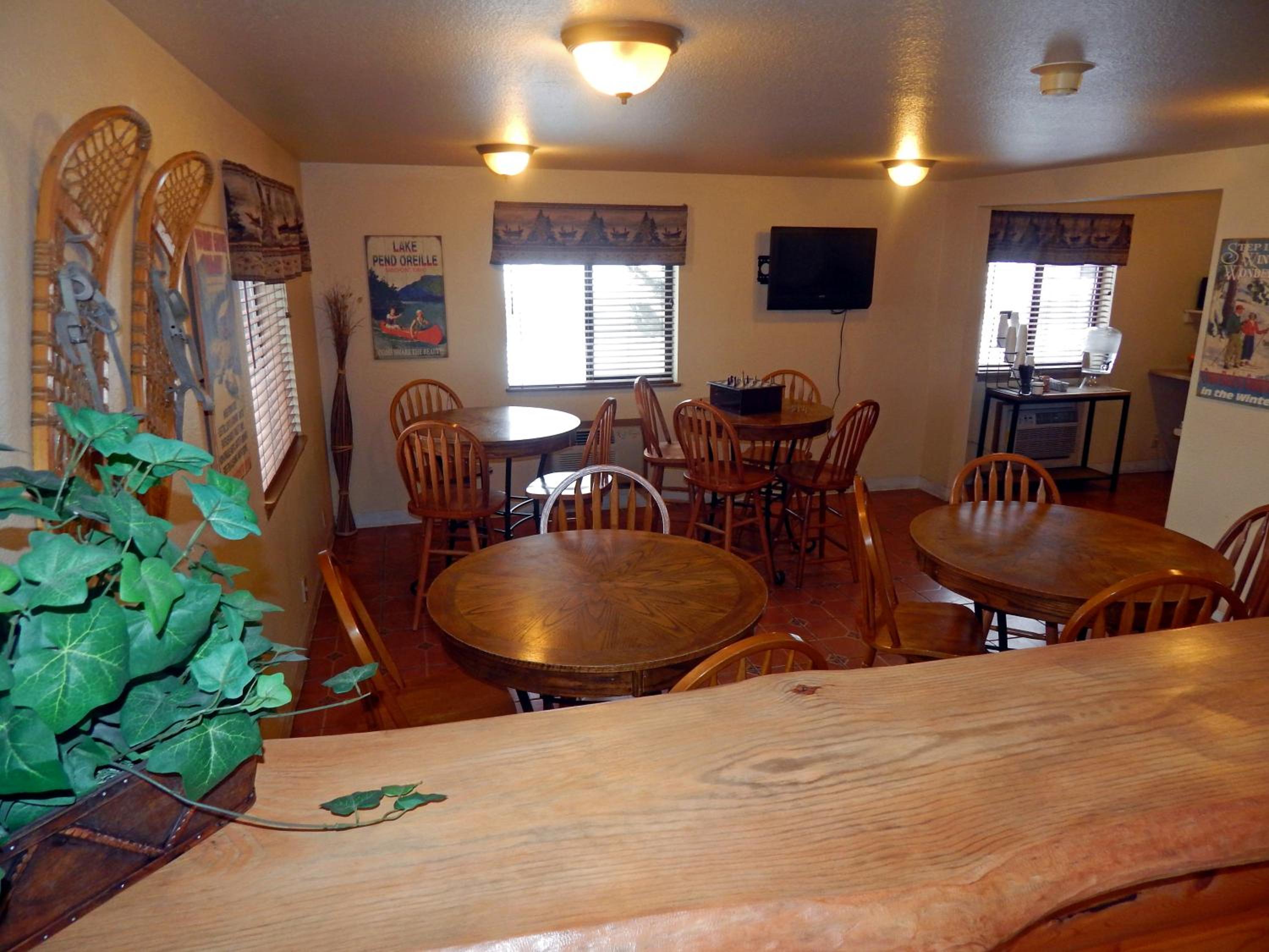 FairBridge Inn and Suites Sandpoint - Property Image 6