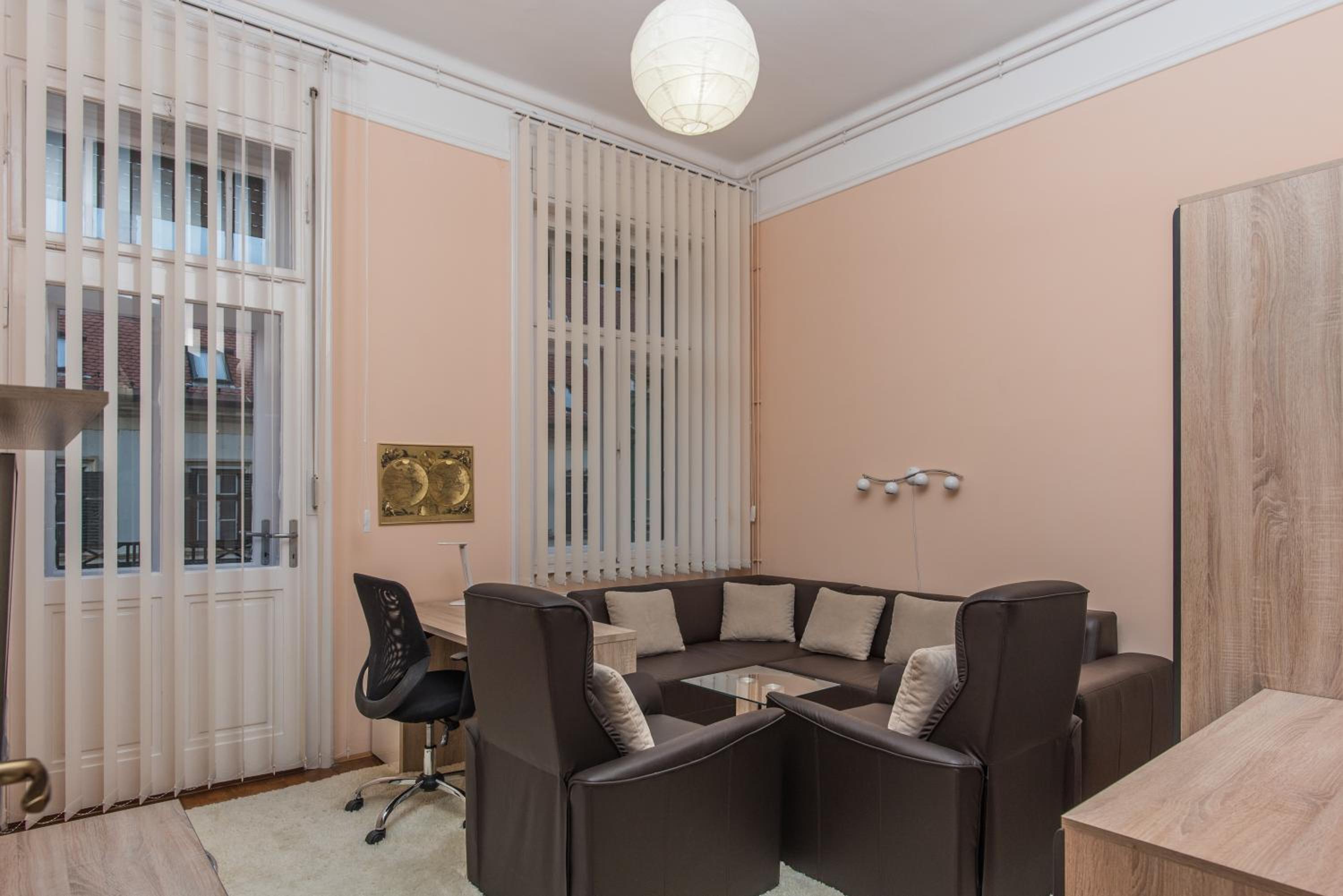 Anker Apartman Kaposvár view 4