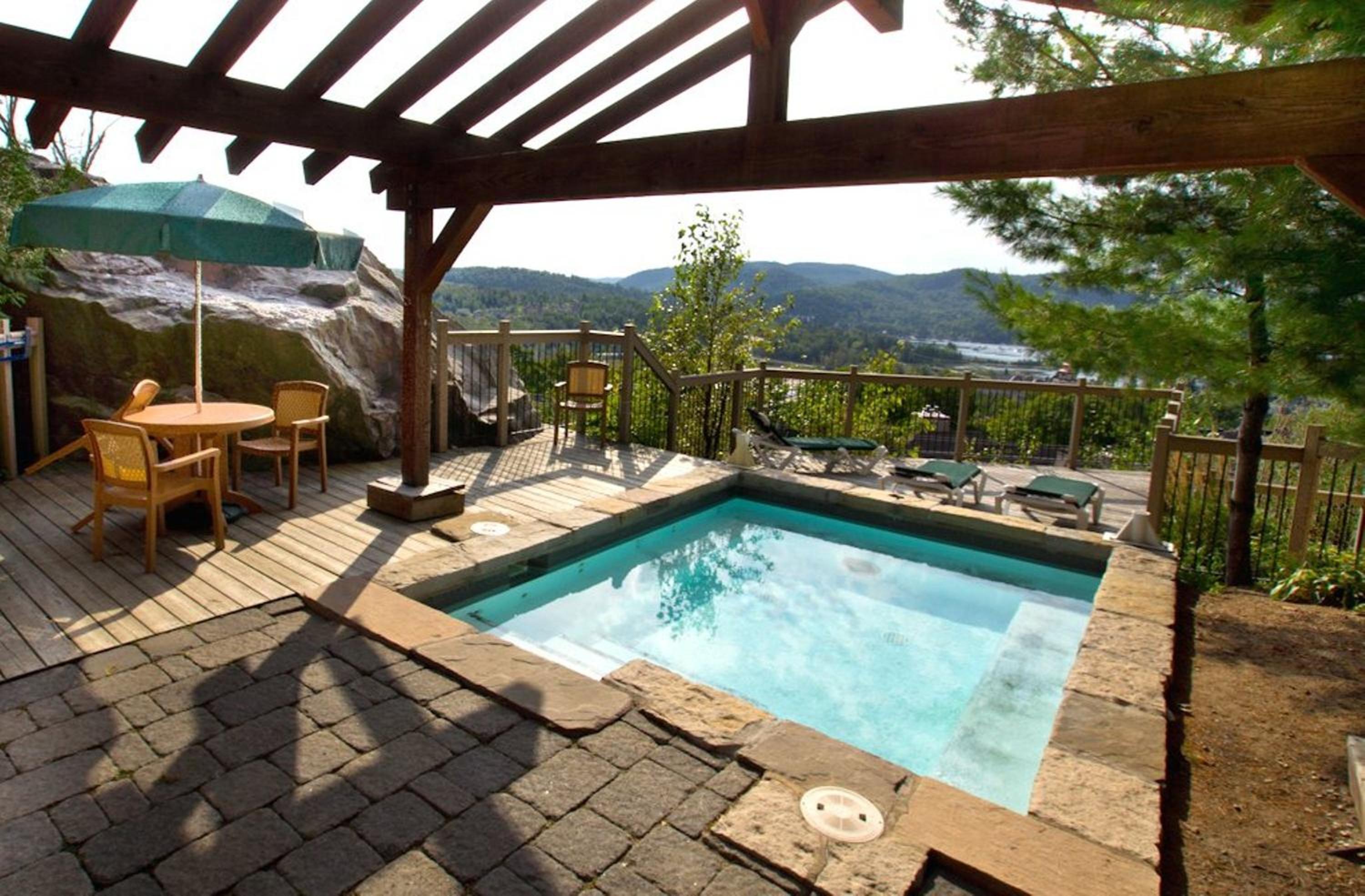 L'Altitude by Rendez-Vous Mont-Tremblant