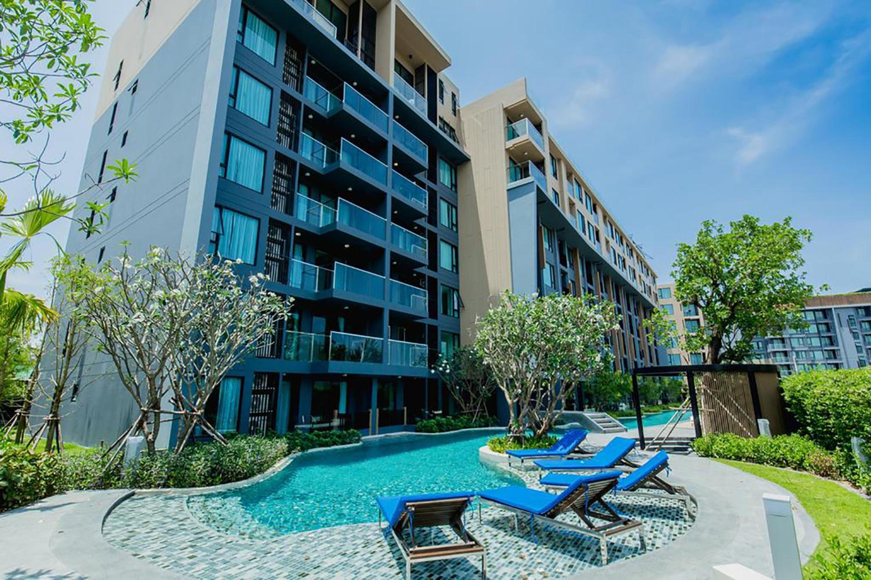 The Aristo by Holy Cow, 2-BR, mountain view view 4