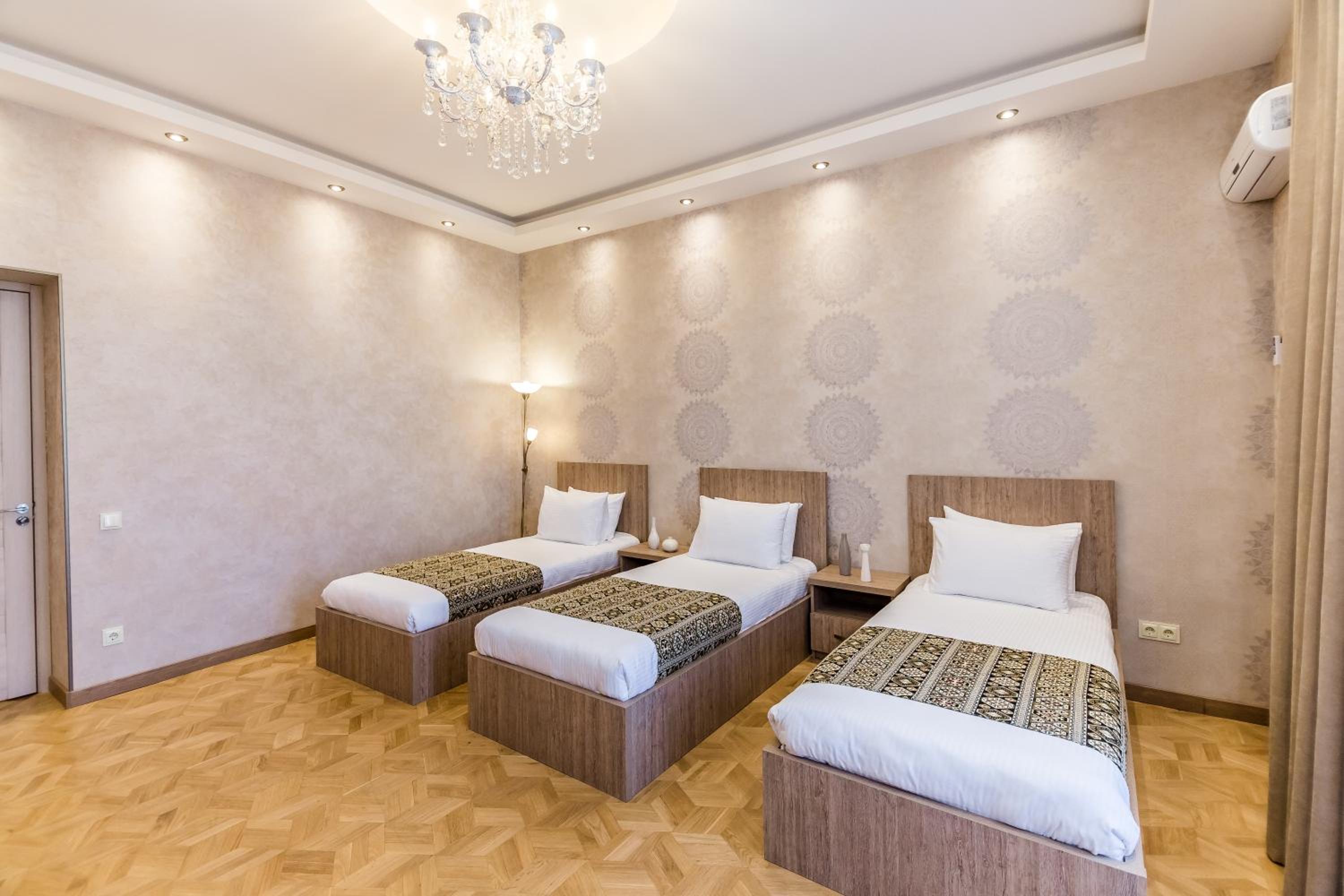 Dat Exx Apartments on Marjanishvili