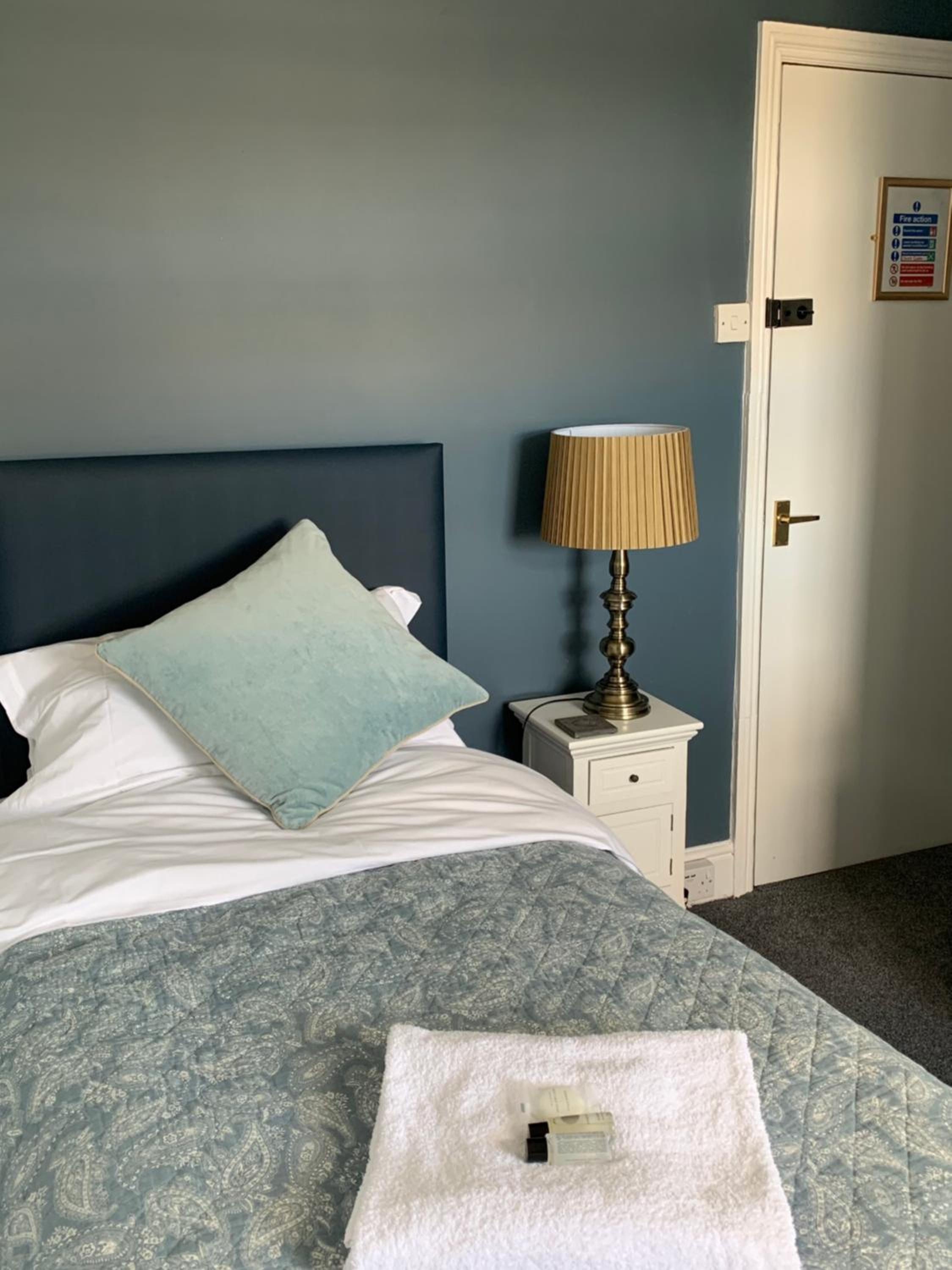 The Nags Head - Room only accommodation