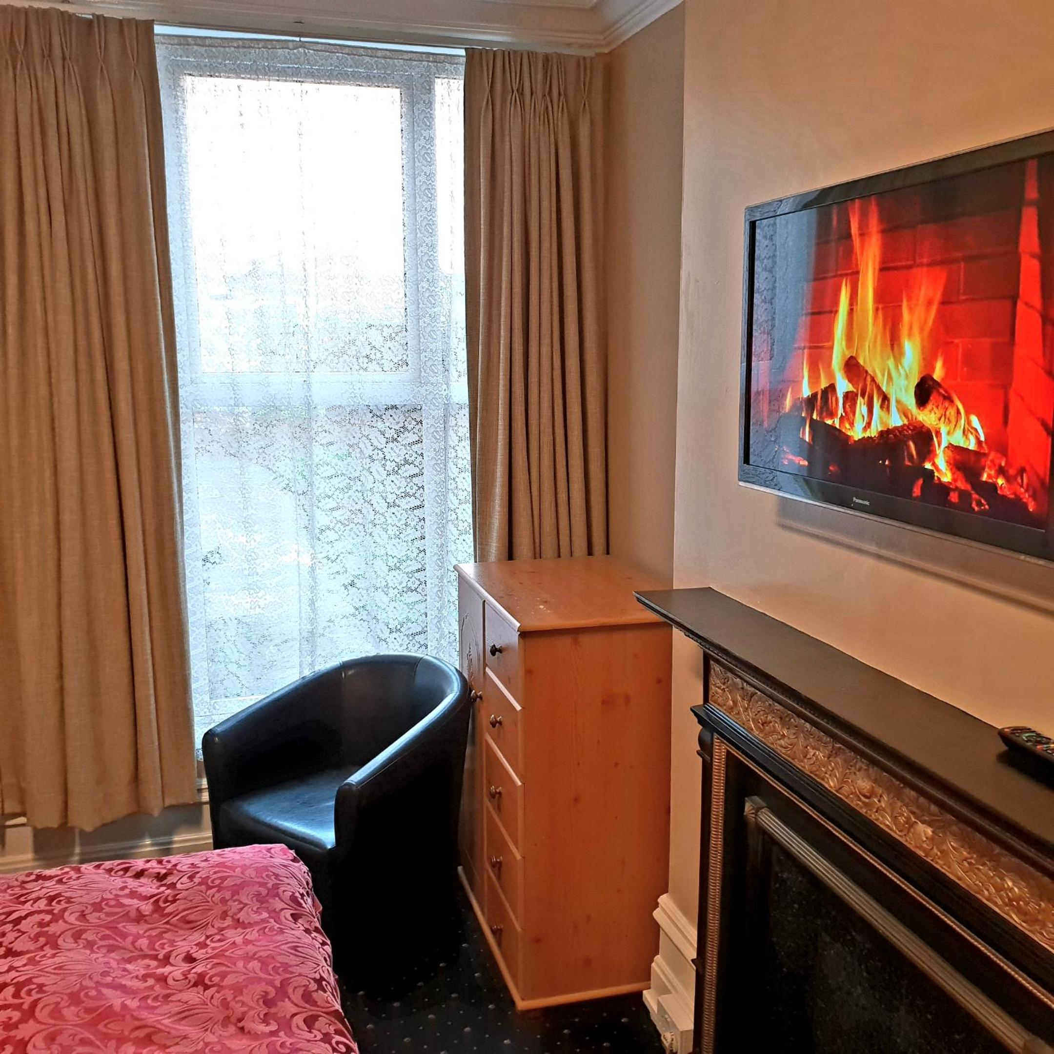 Leicester Vacations - Abinger Guest House - Property Image 6