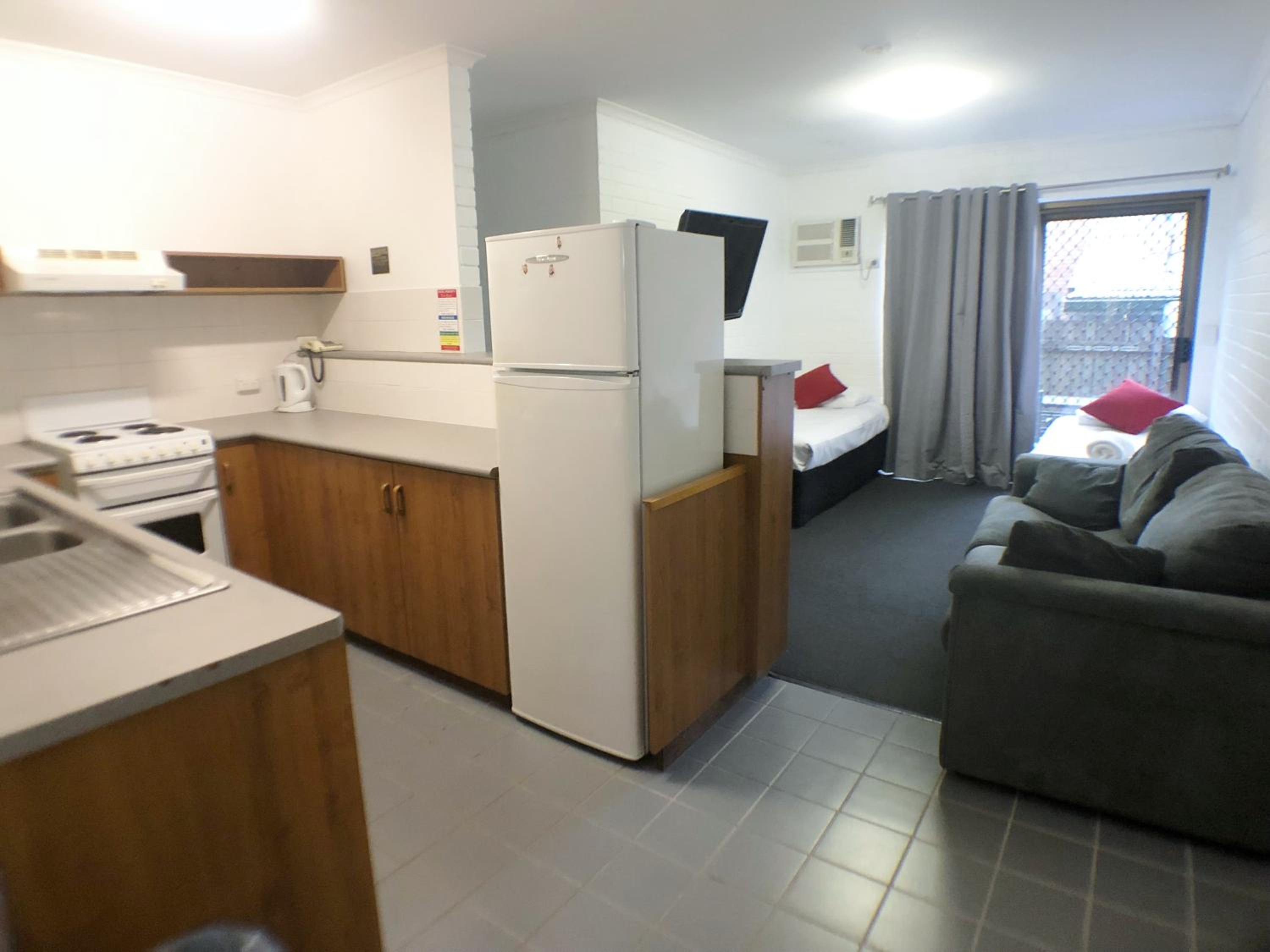 Allan Cunningham Motel