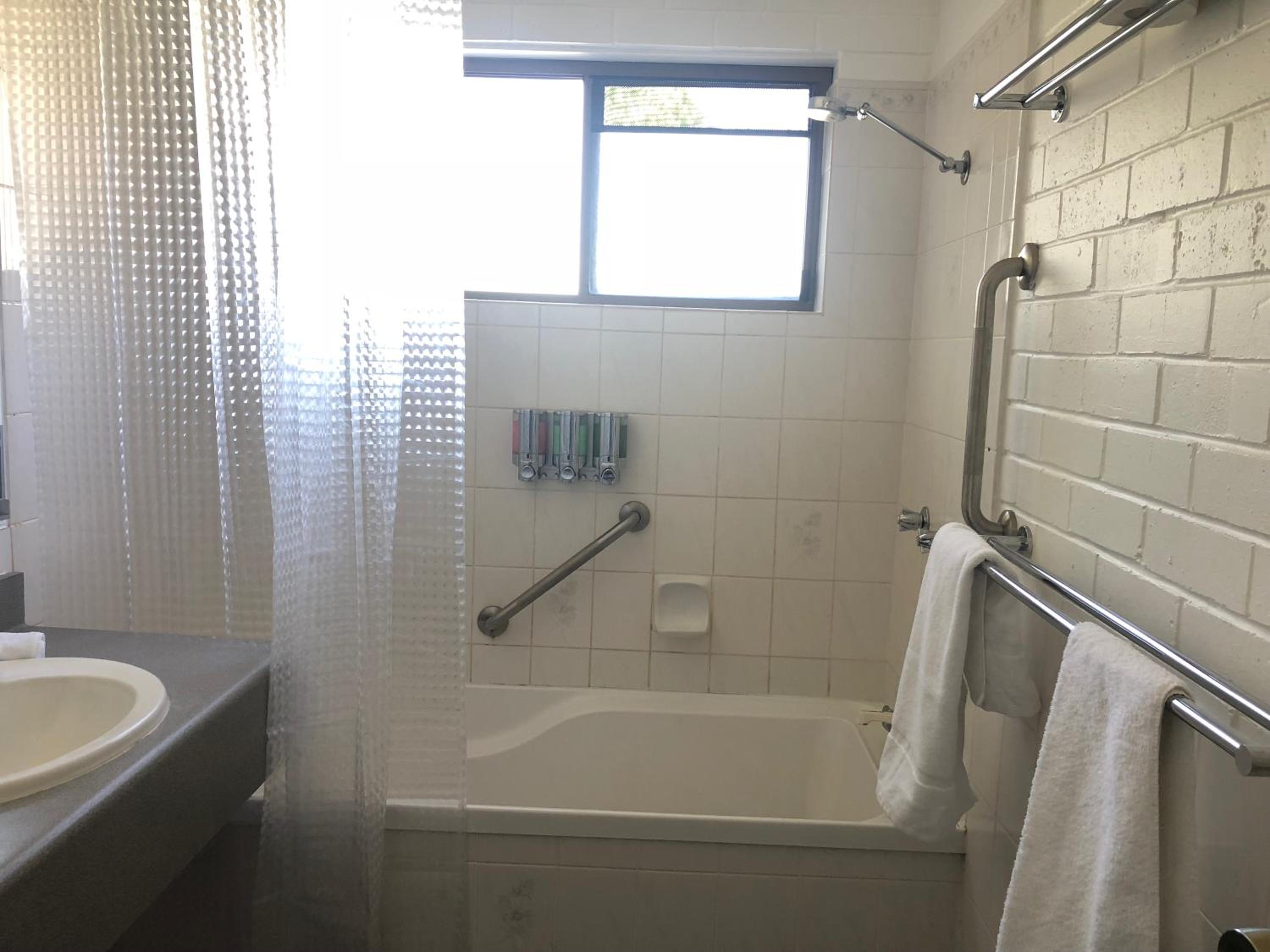 Allan Cunningham Motel