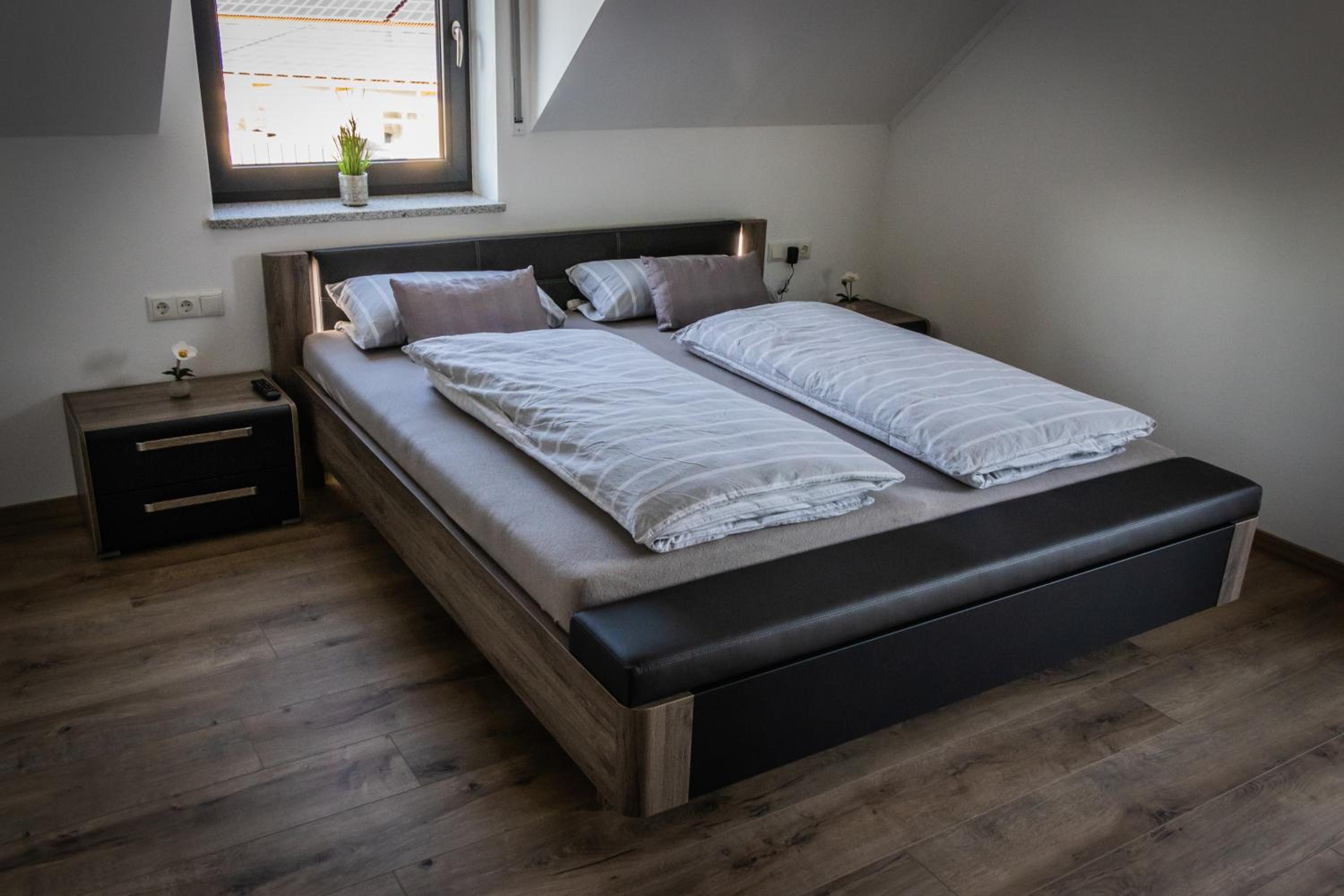Landhaus Ferienwohnungen mit Pool und Wellness