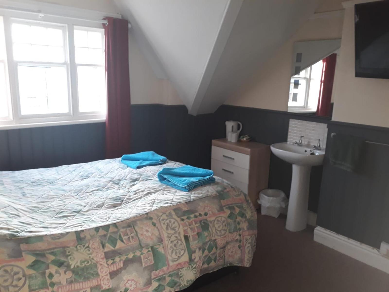 Llwynygog Guest House view 3