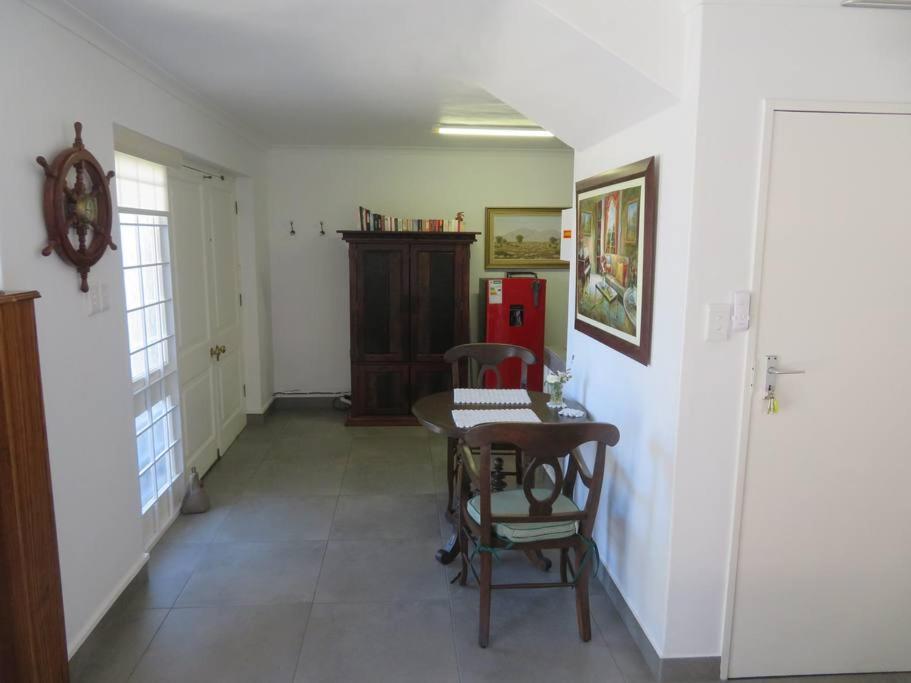 Hermanus Vacations - Dawn's Place - Property Image 10