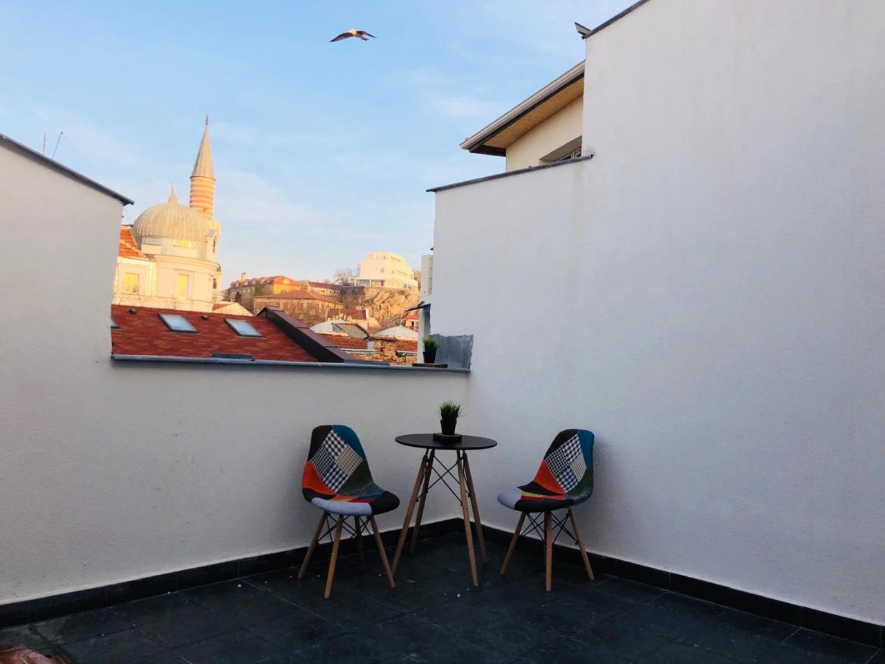 SKYLER GUEST HOUSE