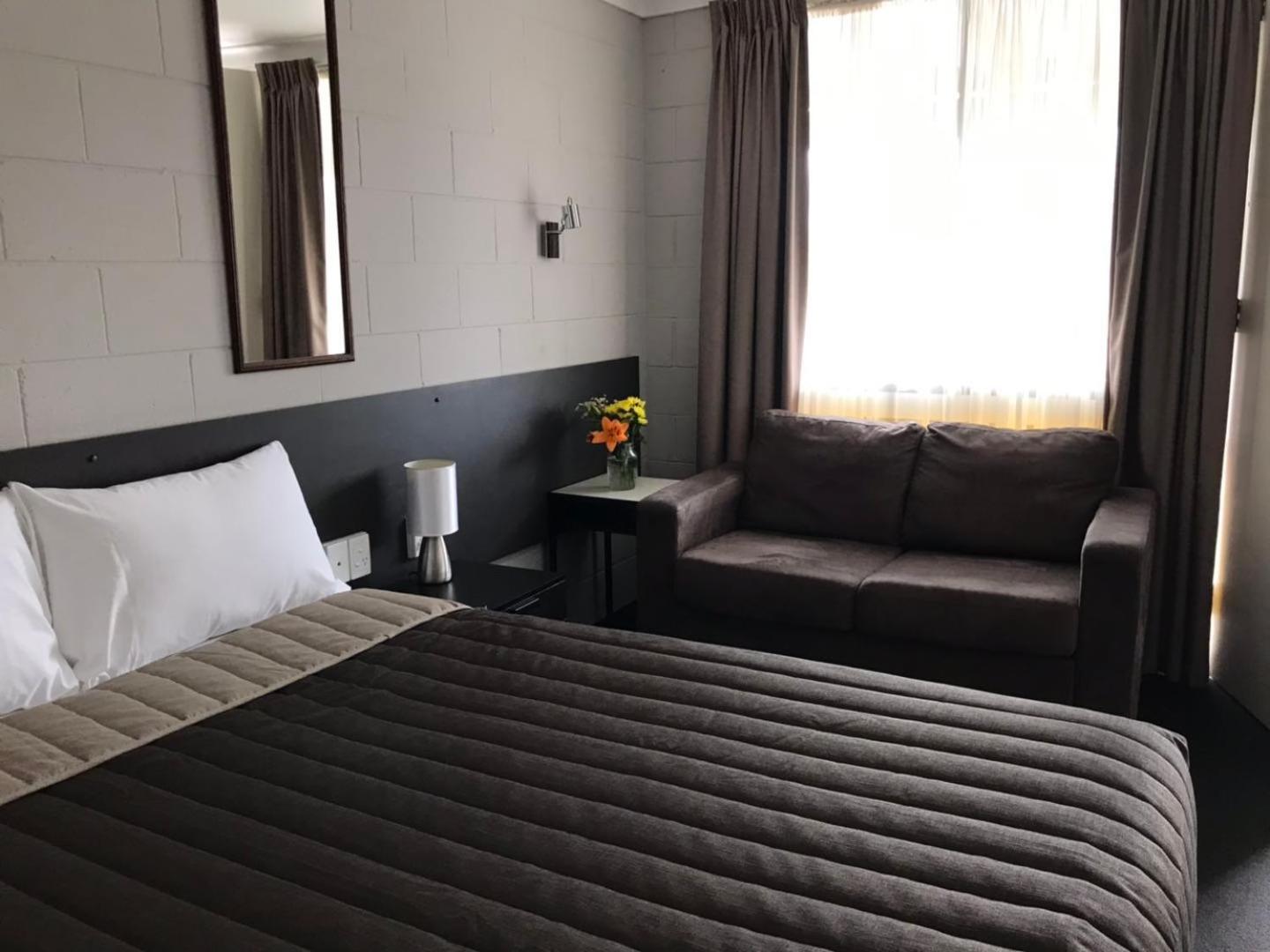 Mandalay Motel