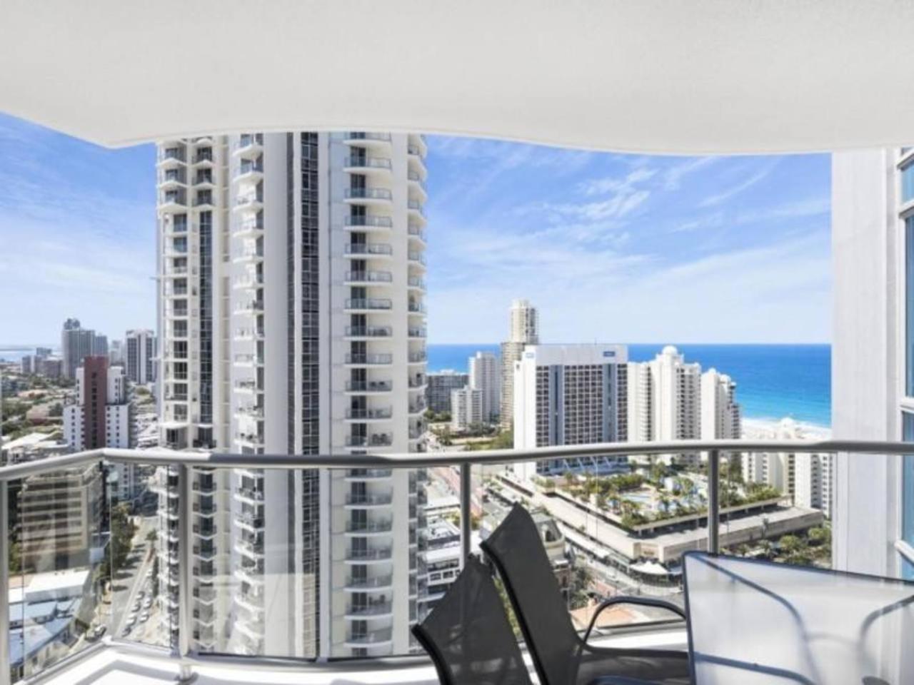 Beach Stay - Ocean & Riverview resort Chevron Renaissance central Surfers Paradise