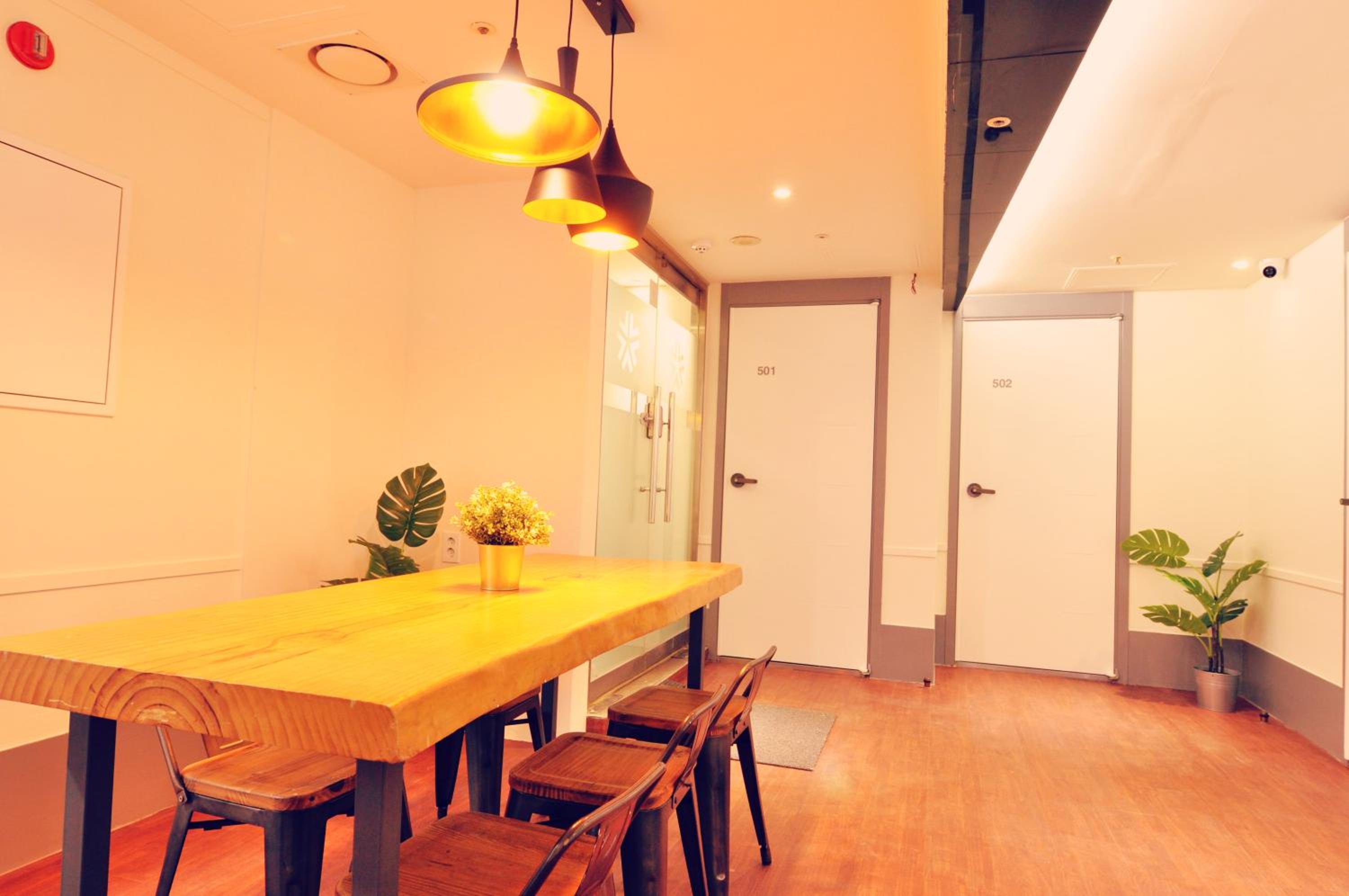meeting & event spaces