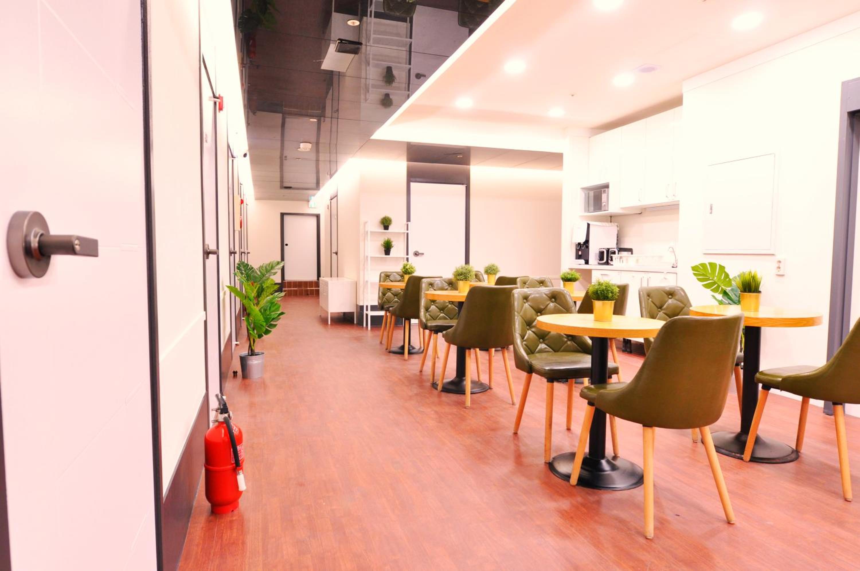 meeting & event spaces
