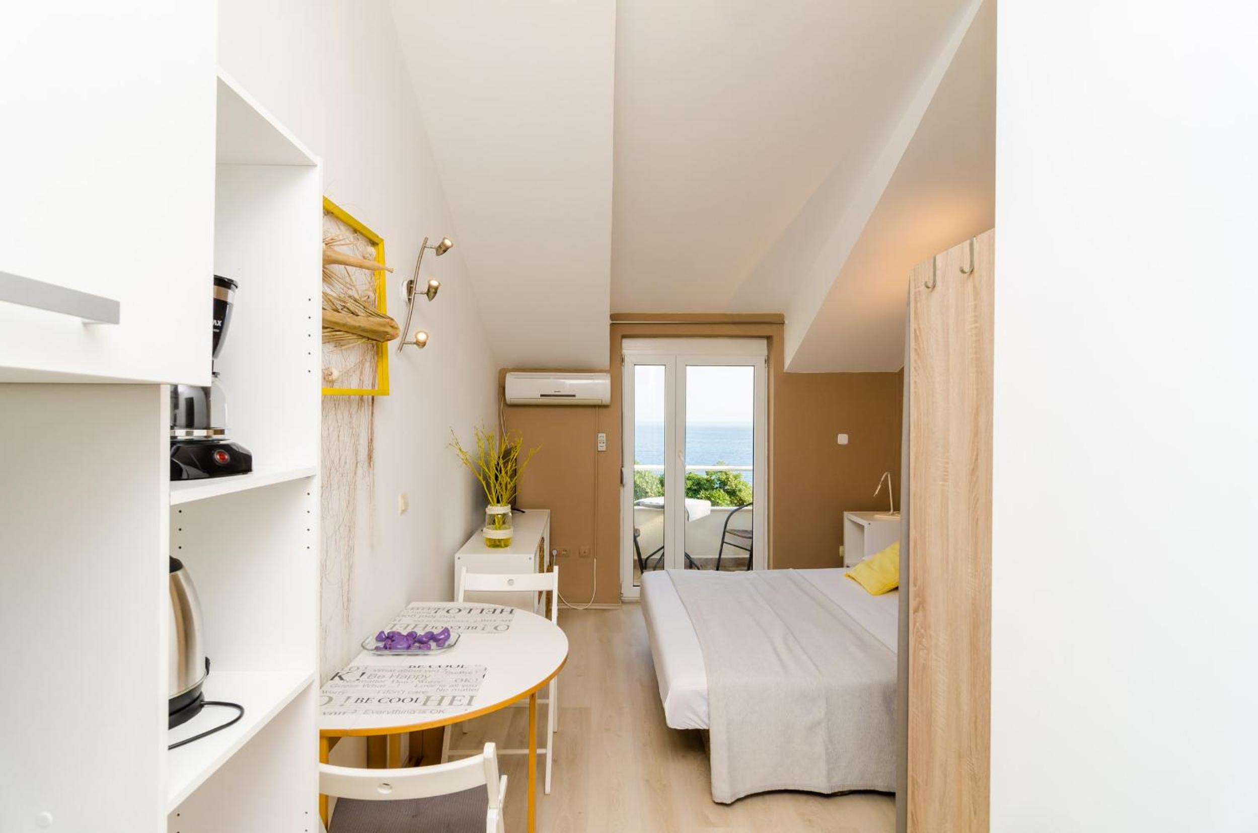 Plavac Mali Suites
