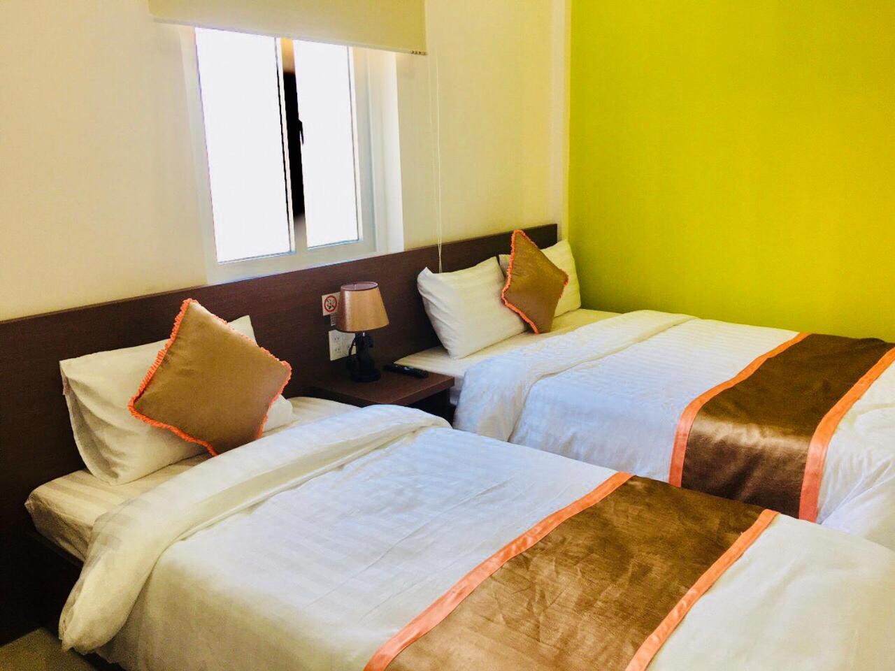 Hưng Long Hostel